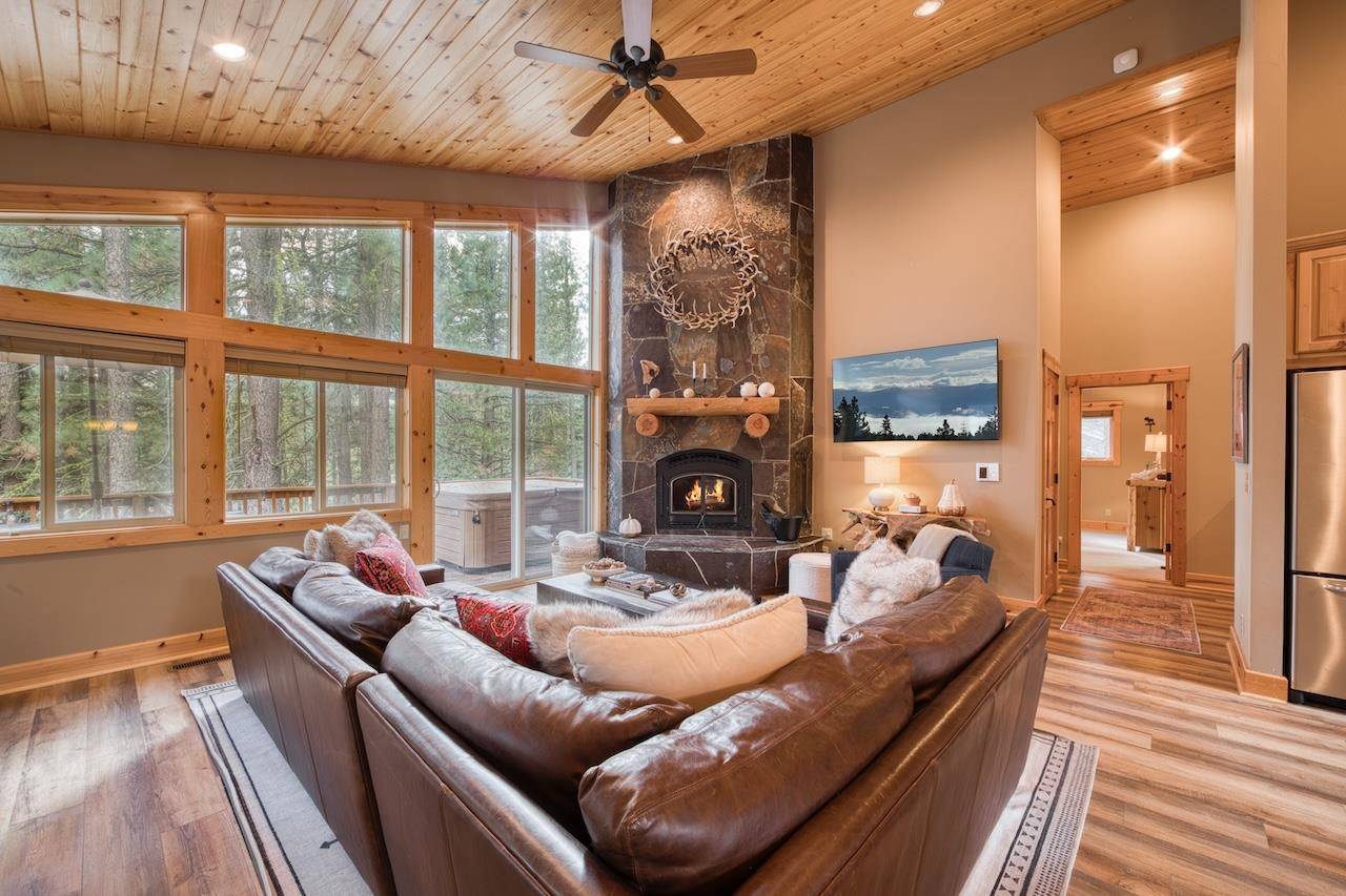 Truckee, CA 96161-0000,10945 Lausanne Way