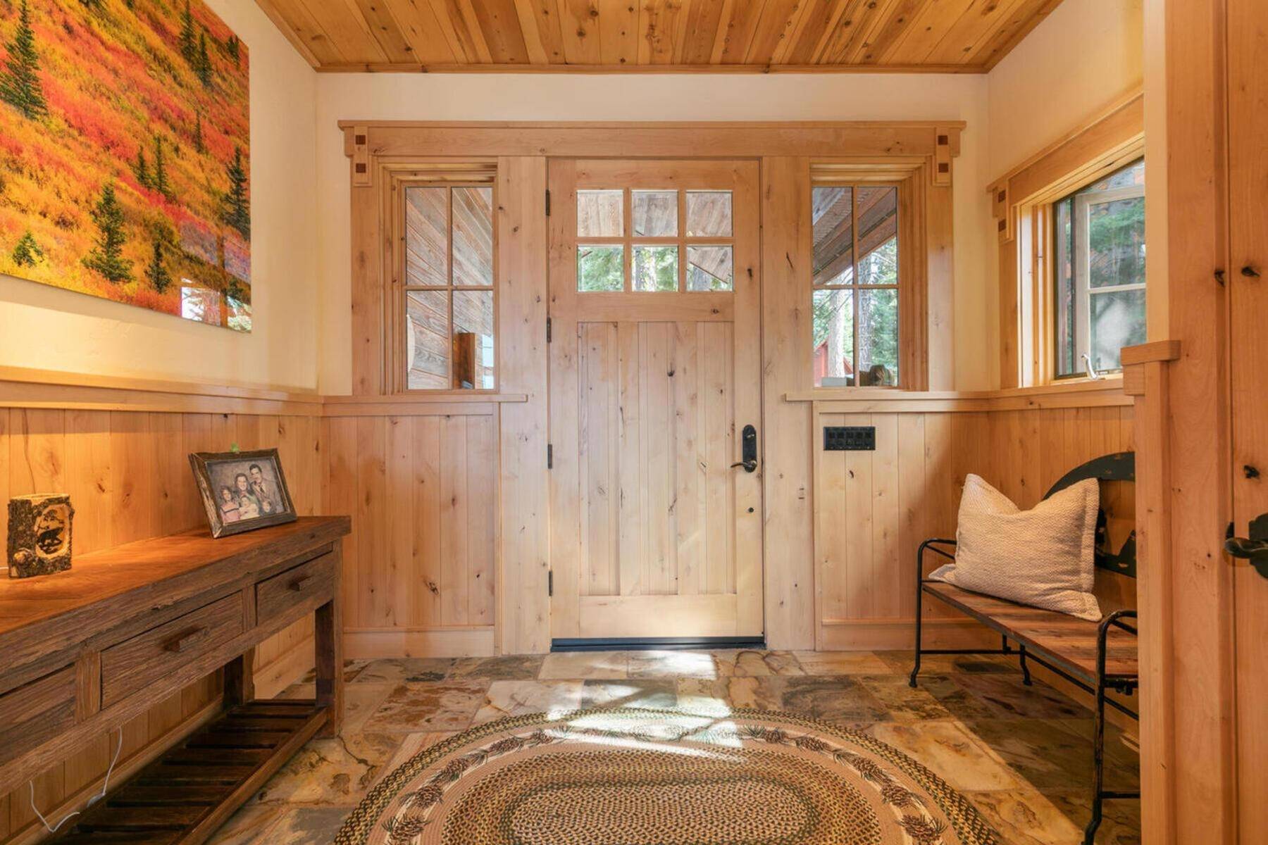 Truckee, CA 96161,12096 Skislope Way