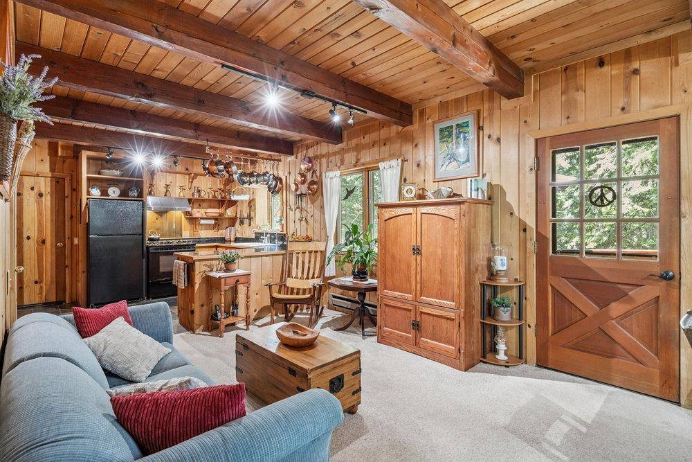 Truckee, CA 96161,12115 Pine Forest Road
