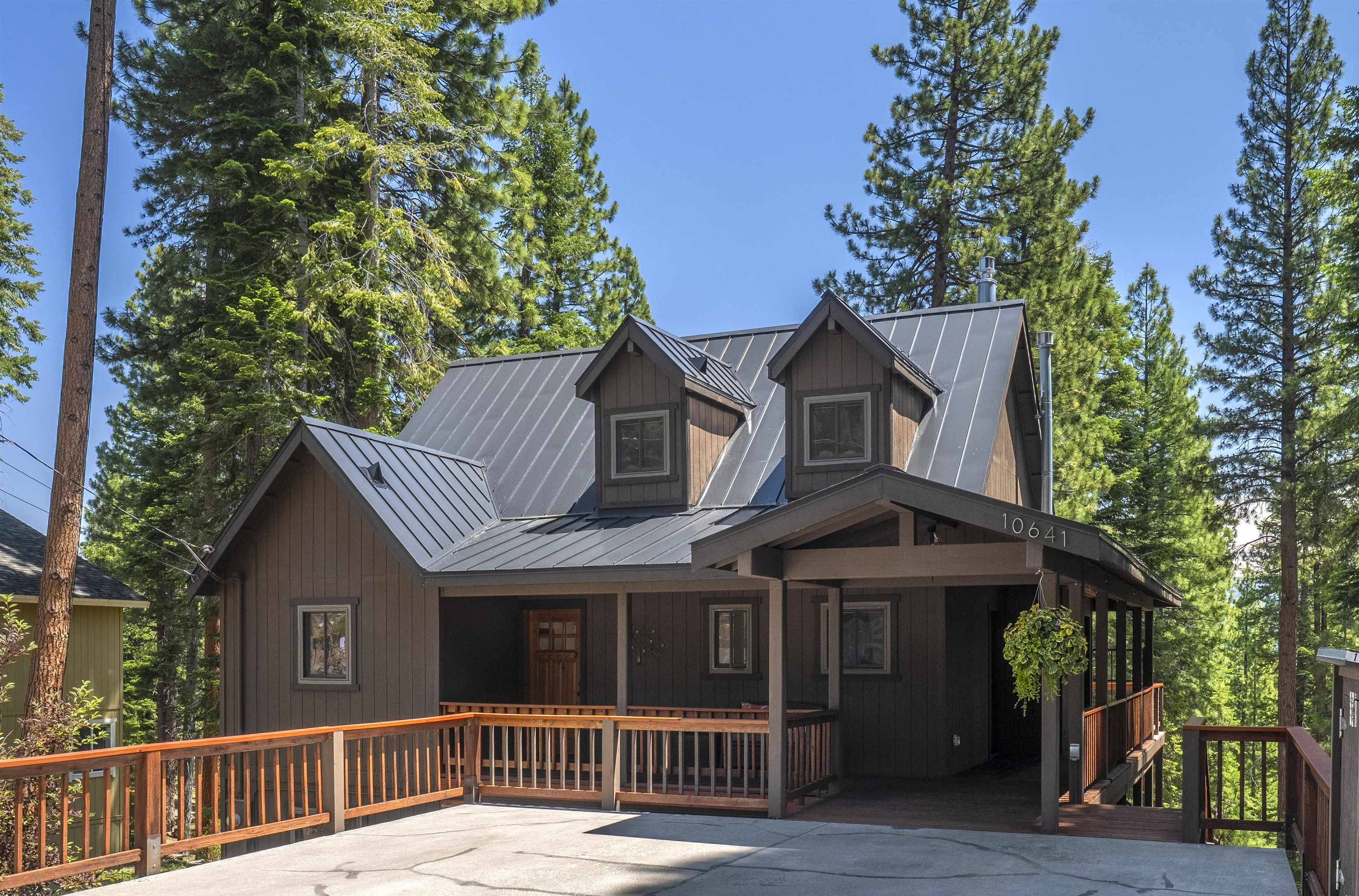 Truckee, CA 96161,10641 Snowshoe Circle