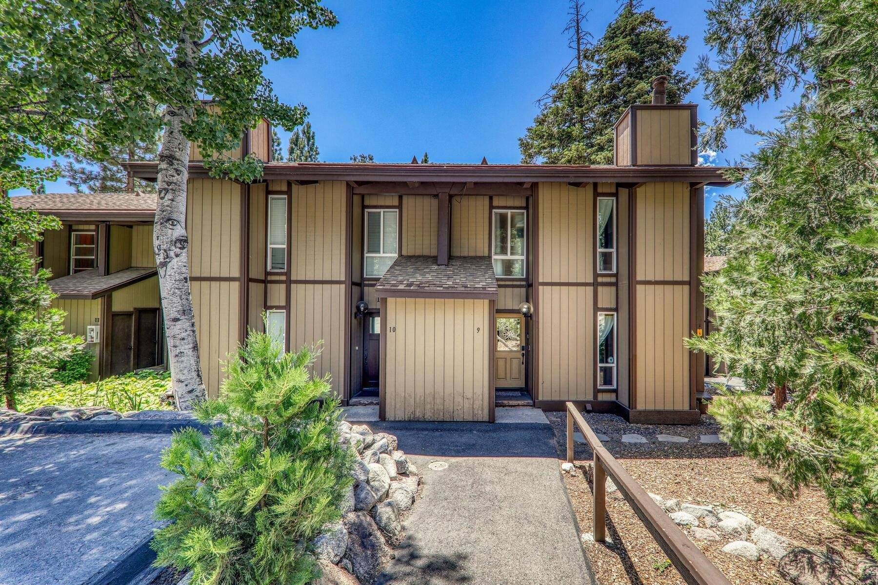 Tahoe City, CA 96145,3115 North Lake Boulevard #9