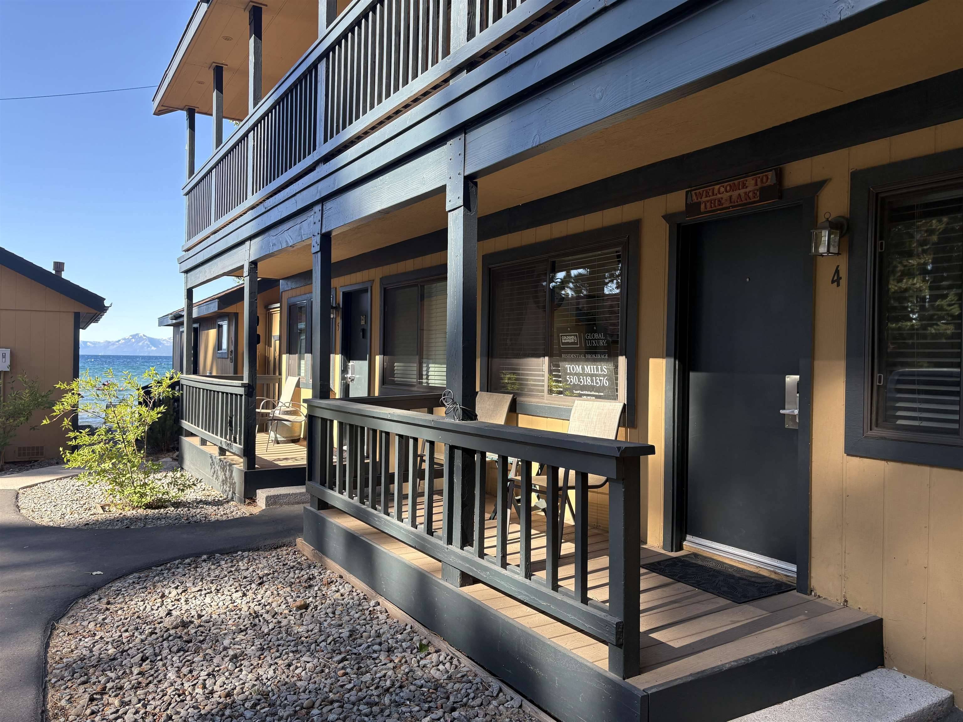 Tahoe Vista, CA 96148,6844 North Lake Boulevard #4