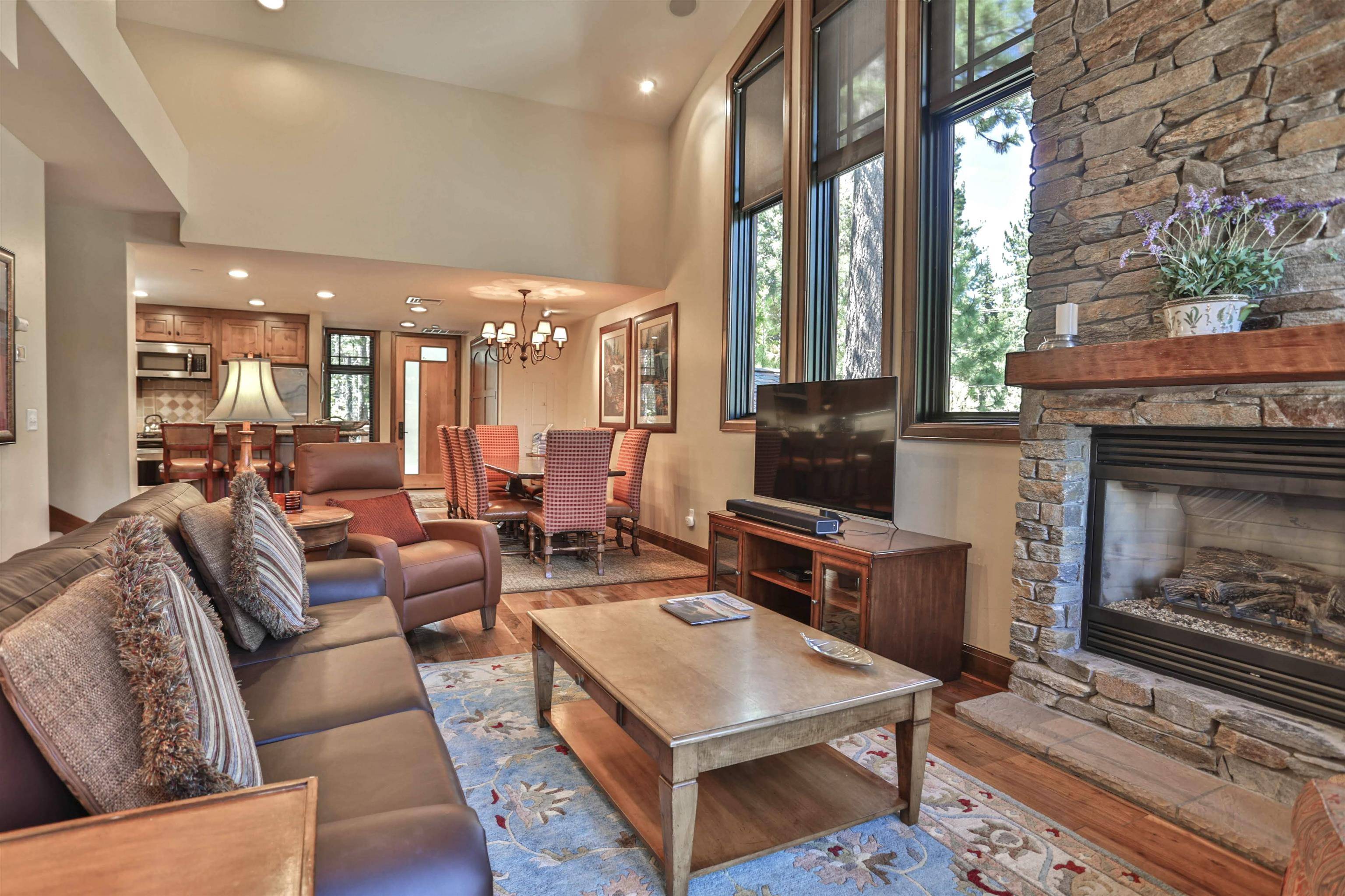 Tahoe Vista, CA 96148,6750 North Lake Boulevard #15C