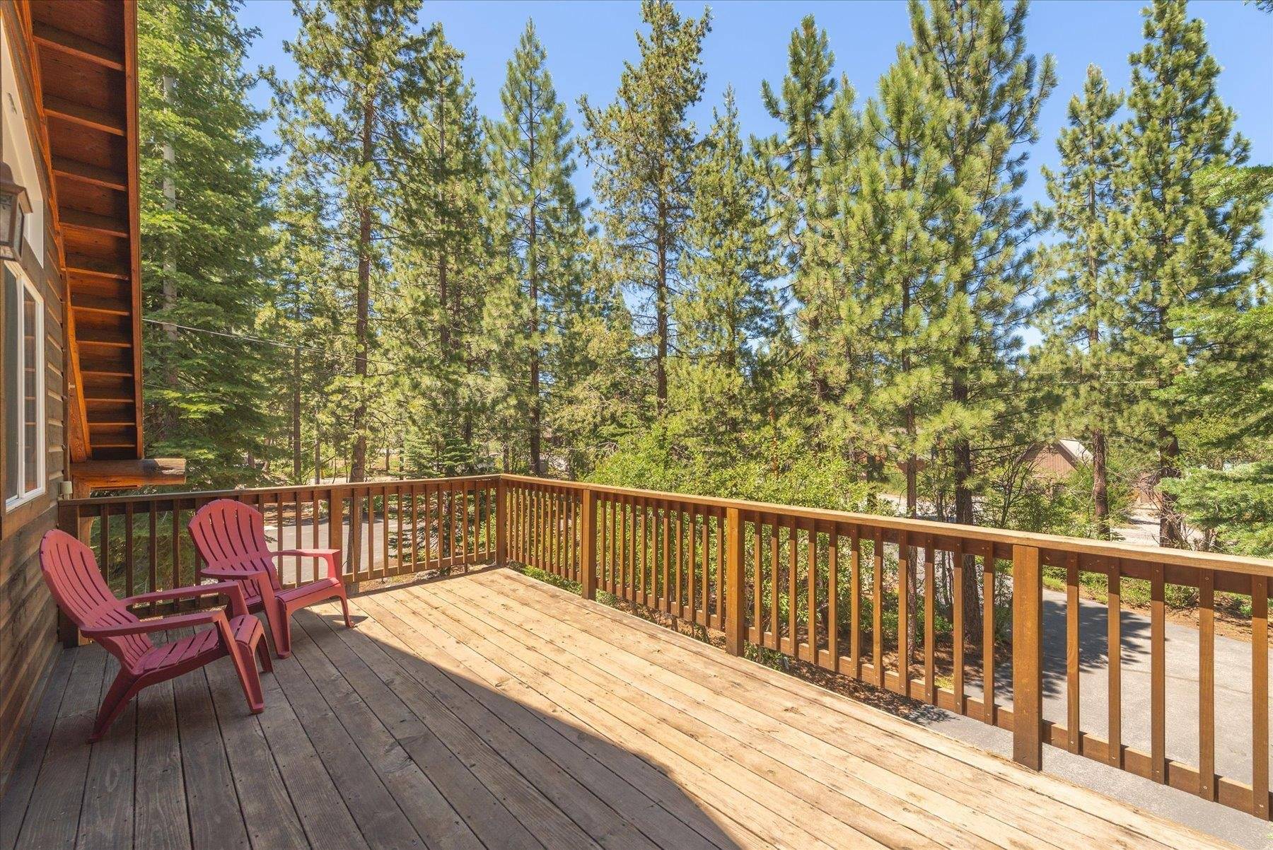 Truckee, CA 96161,13632 Northwoods Boulevard