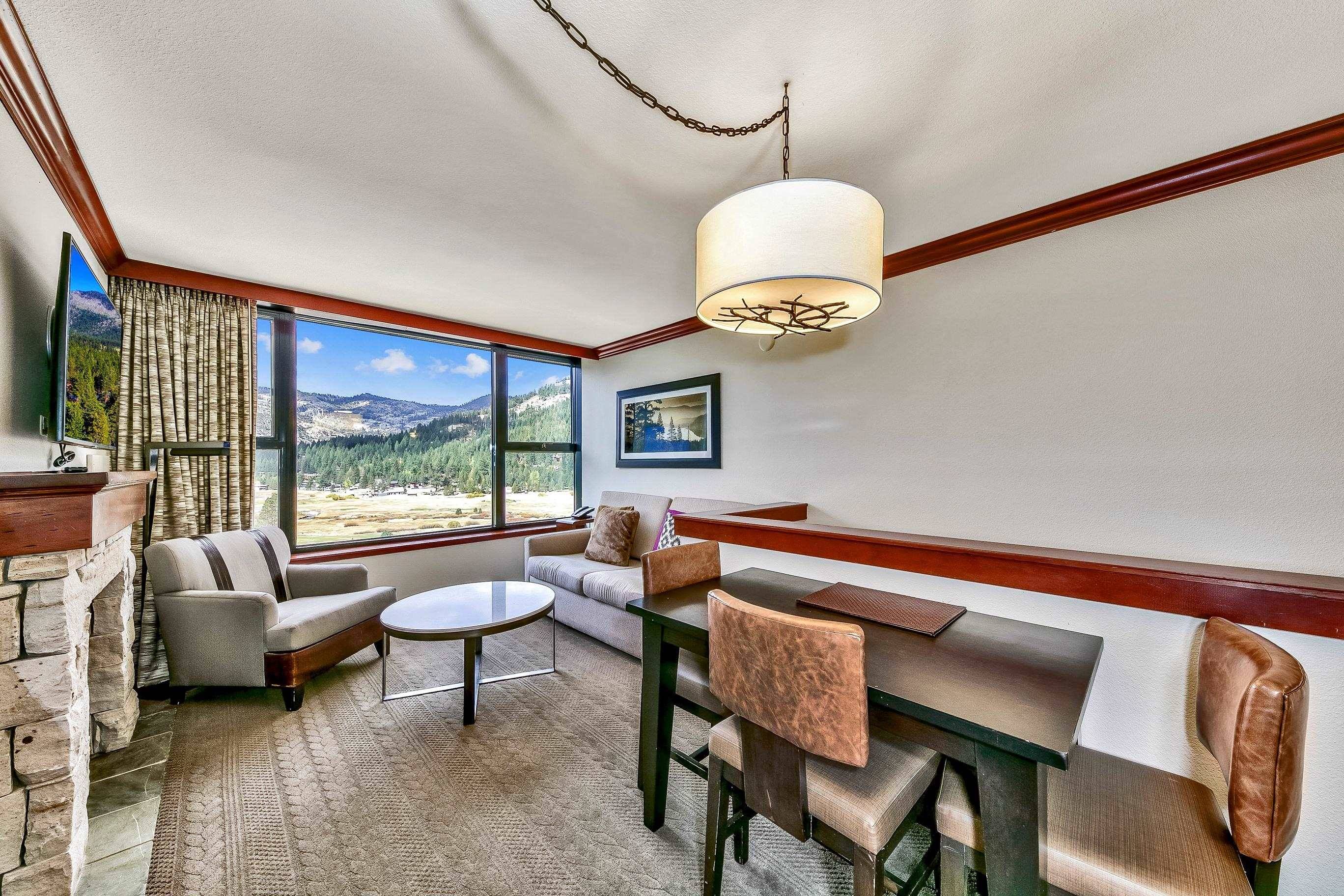 Olympic Valley, CA 96146,400 Resort Road #958
