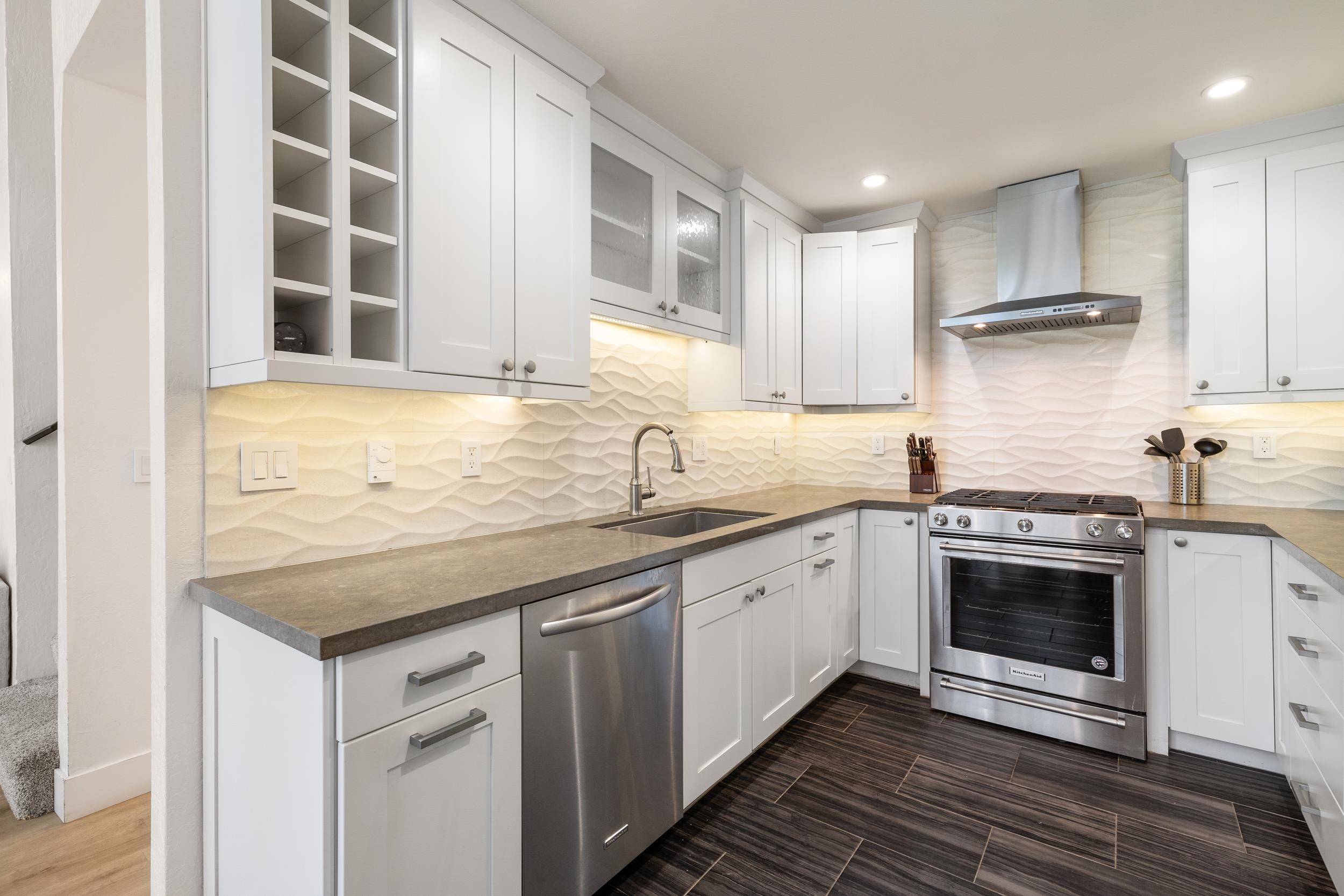 Tahoe Vista, CA 96148,288 W Agatam Avenue