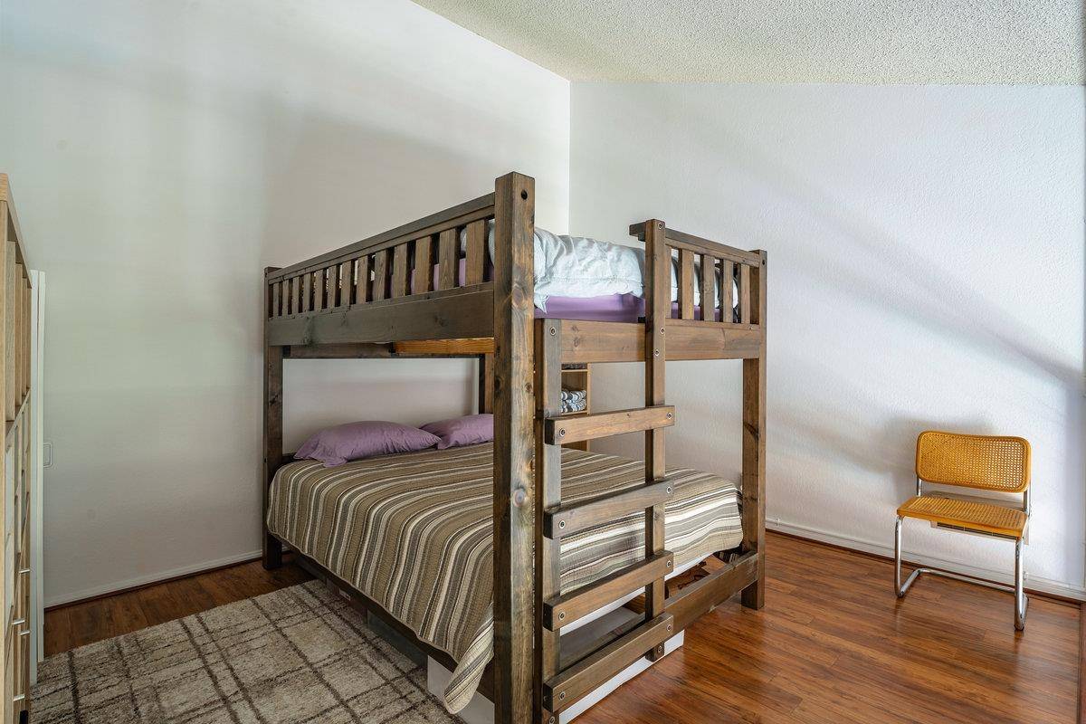 Truckee, CA 96161,11591 Snowpeak Way #407