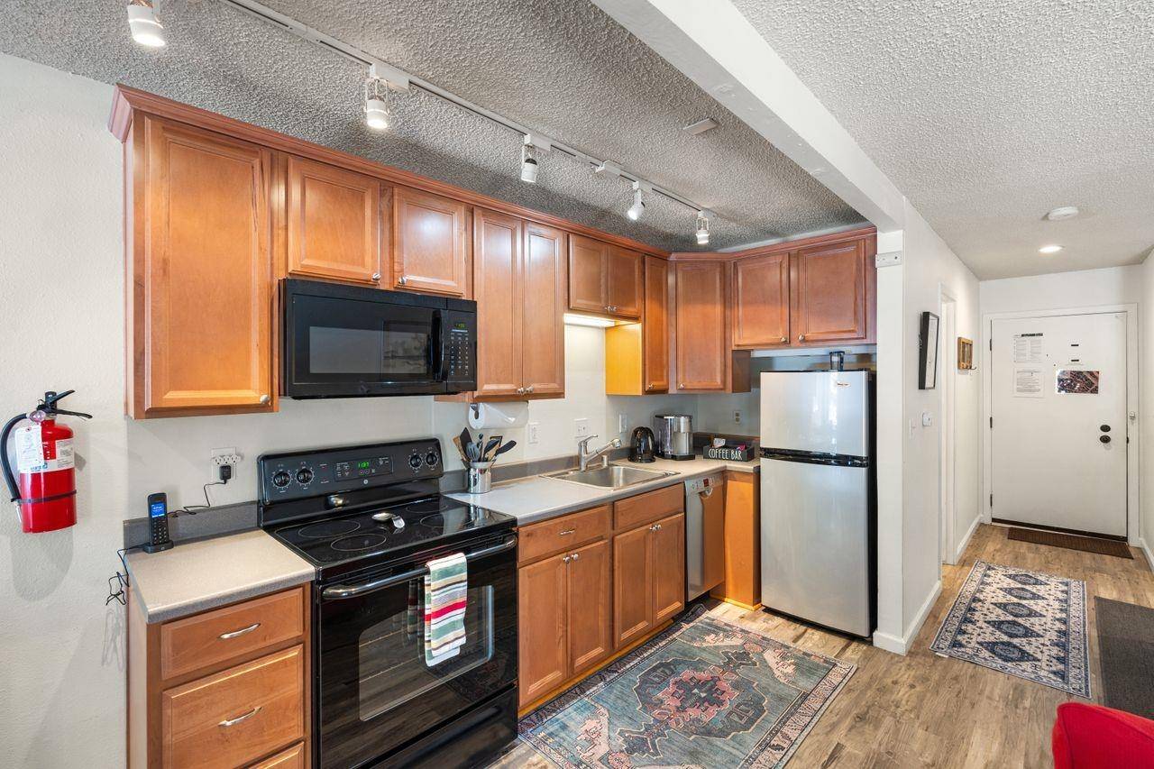 Tahoe Vista, CA 96148,1300 Regency Way #62