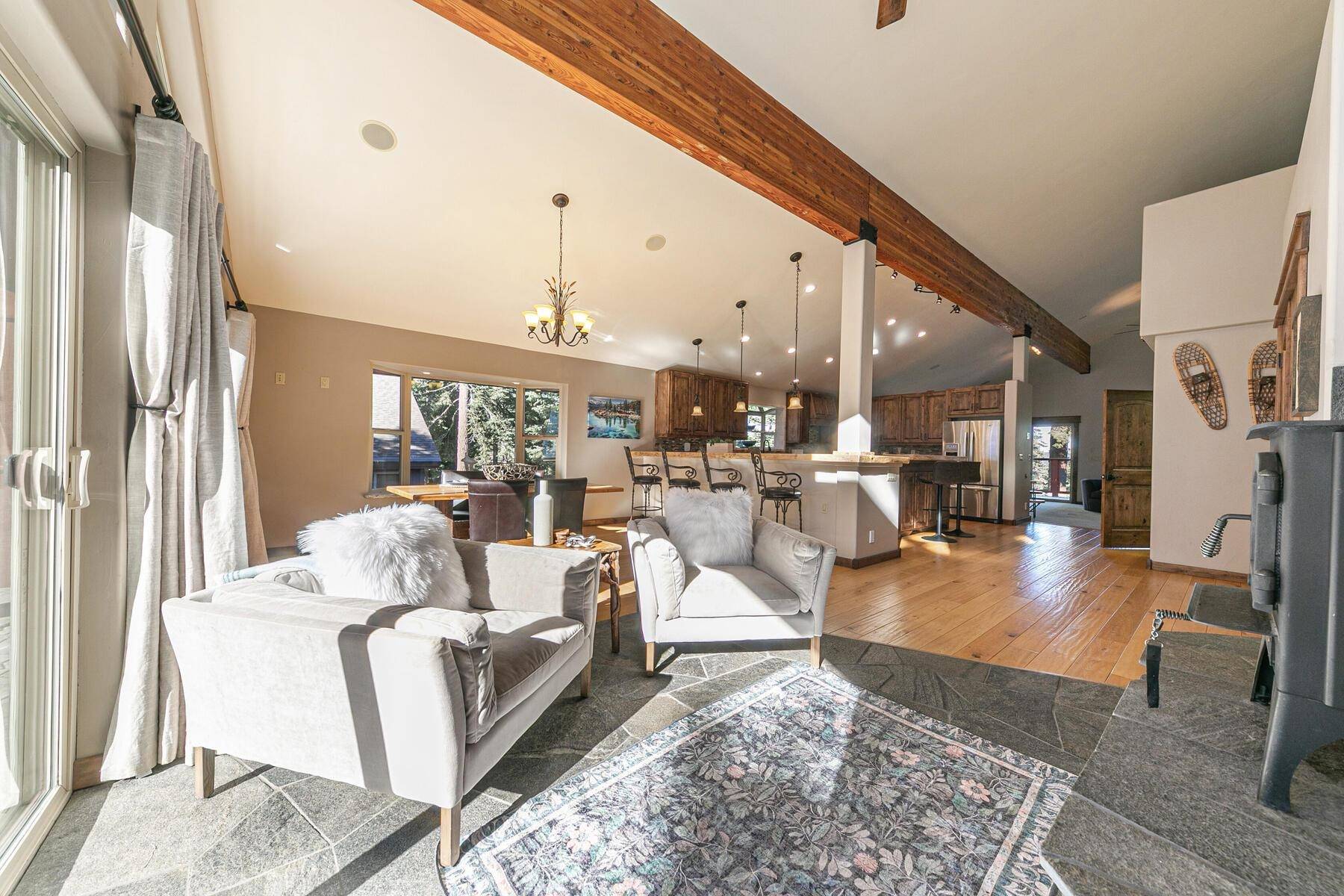 Truckee, CA 96161-0000,12349 Skislope Way