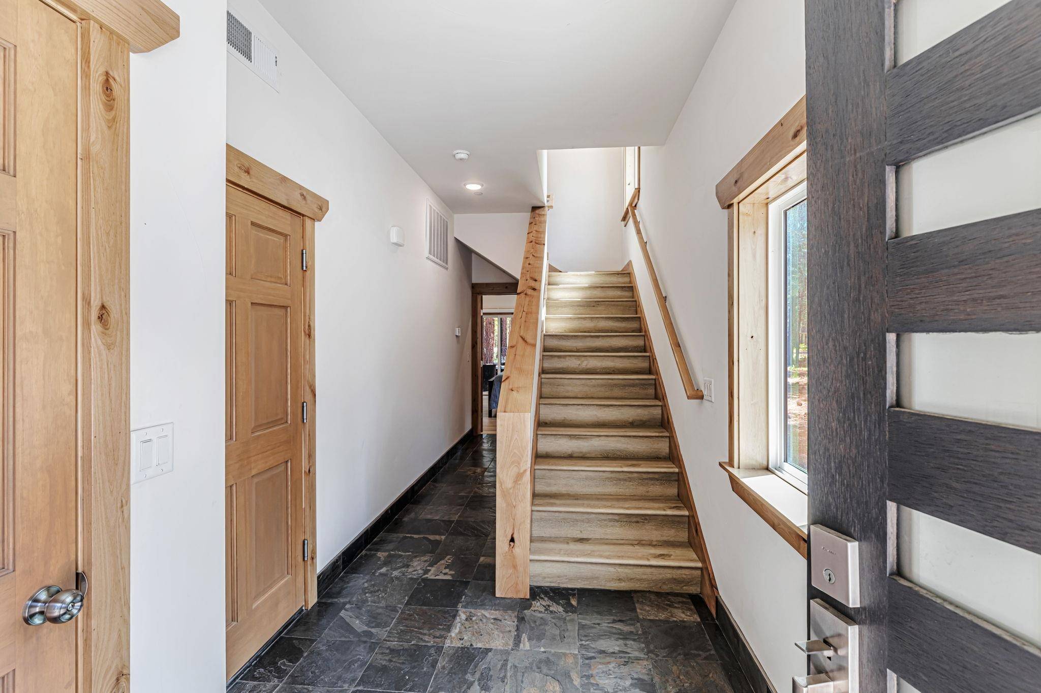 Portola, CA 96122,6872 Timber Lane