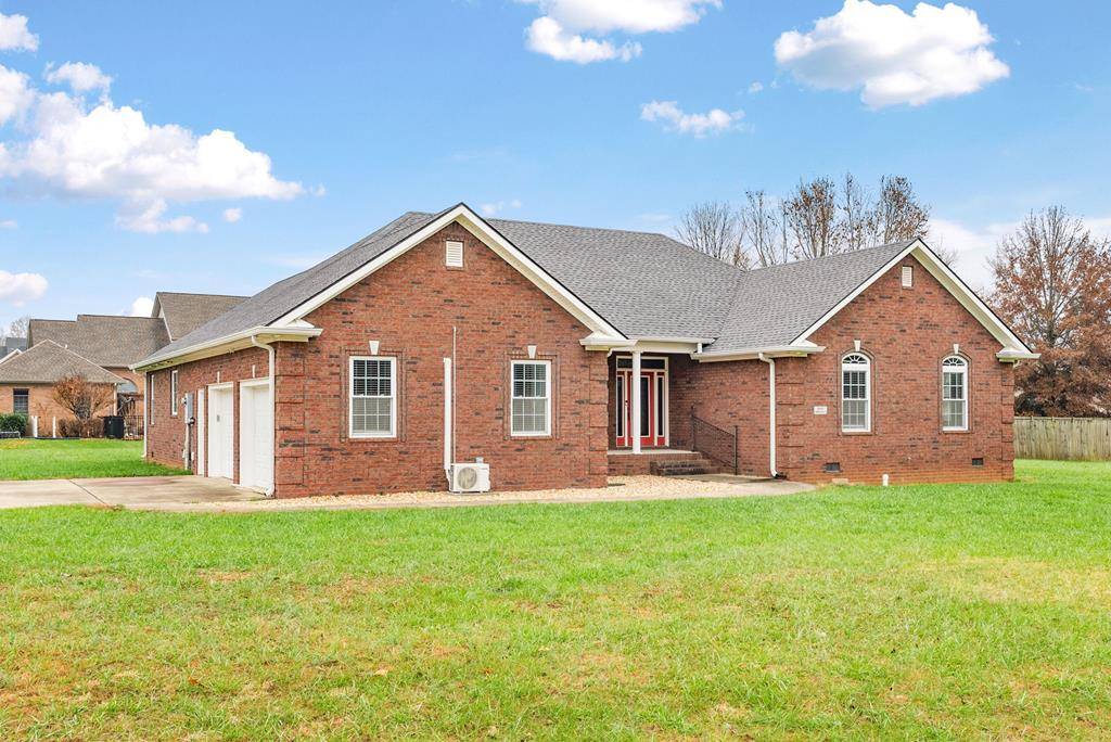 Hopkinsville, KY 42240,1220 Emerson Circle