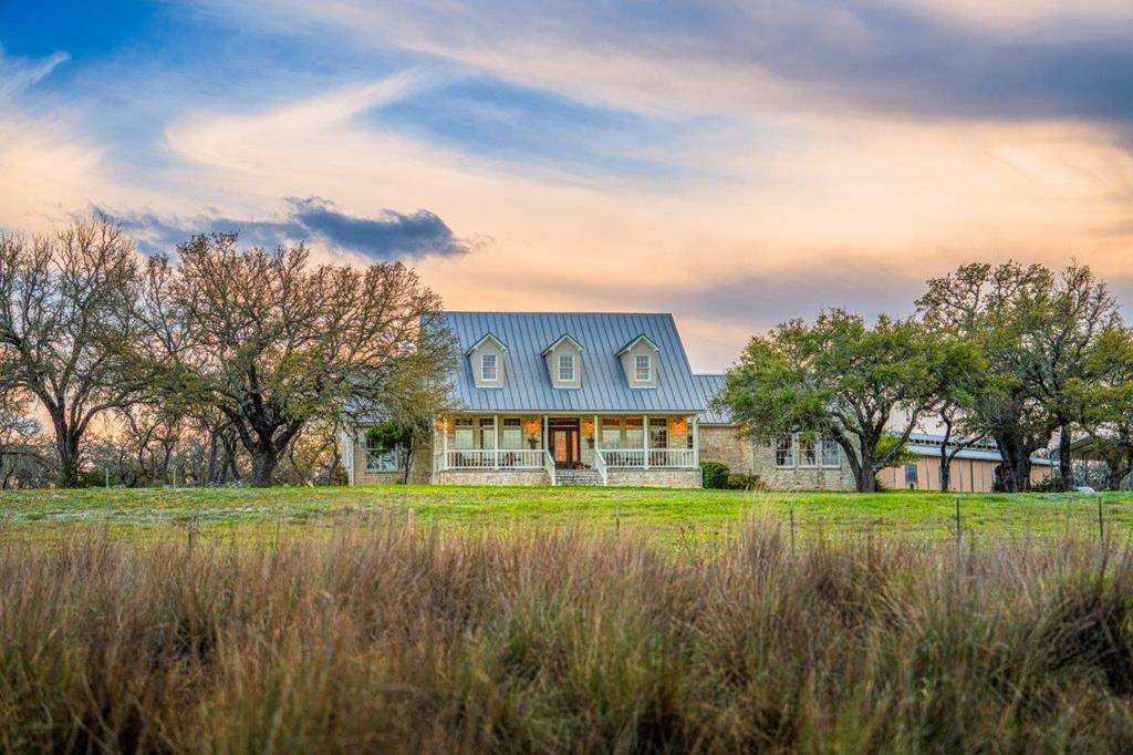 Fredericksburg, TX 78624,434 Cave Creek Rd