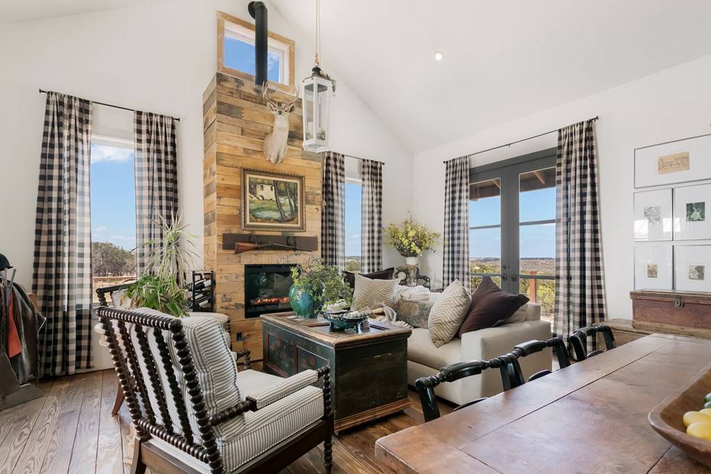Kerrville, TX 78028,139 Ginger Rd