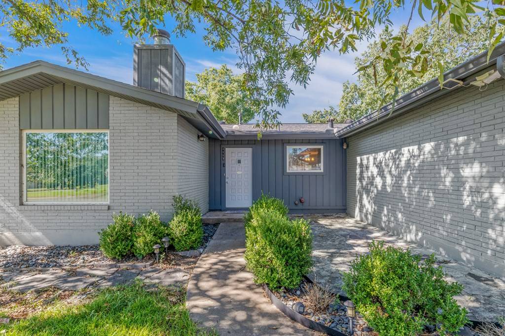 Kerrville, TX 78028,1117 Hancock Dr