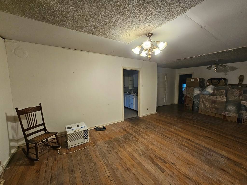 Kerrville, TX 78028,505 Jefferson St