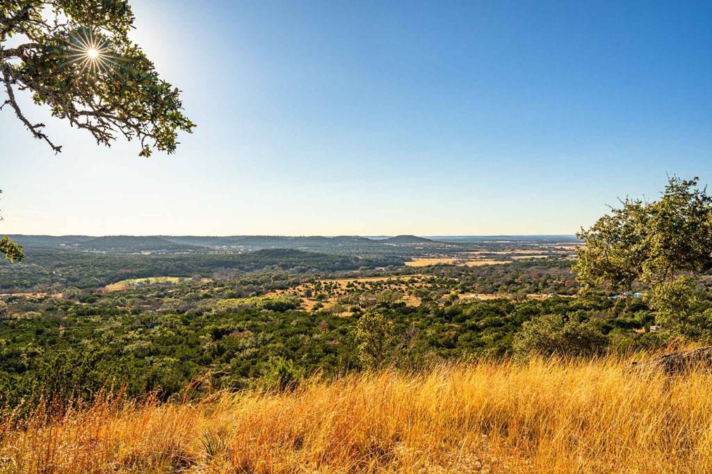 Comfort, TX 78013,212 Skyline Dr