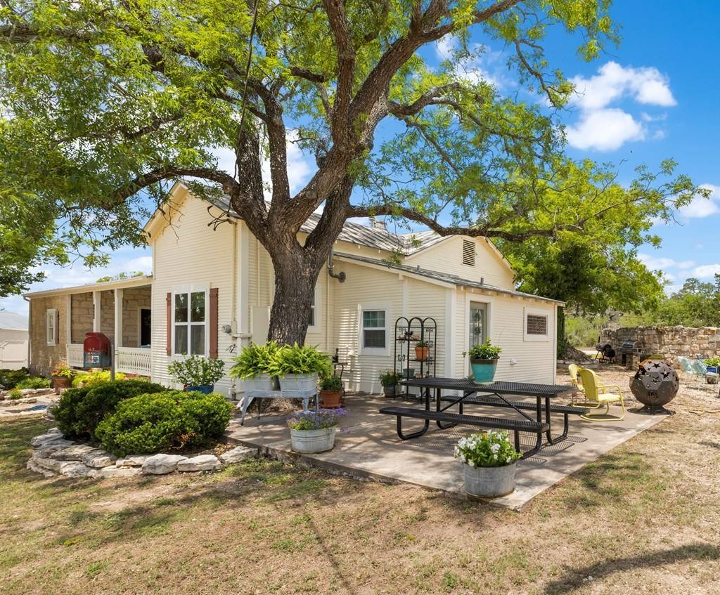 Fredericksburg, TX 78624,1447 Royal Oaks Loop