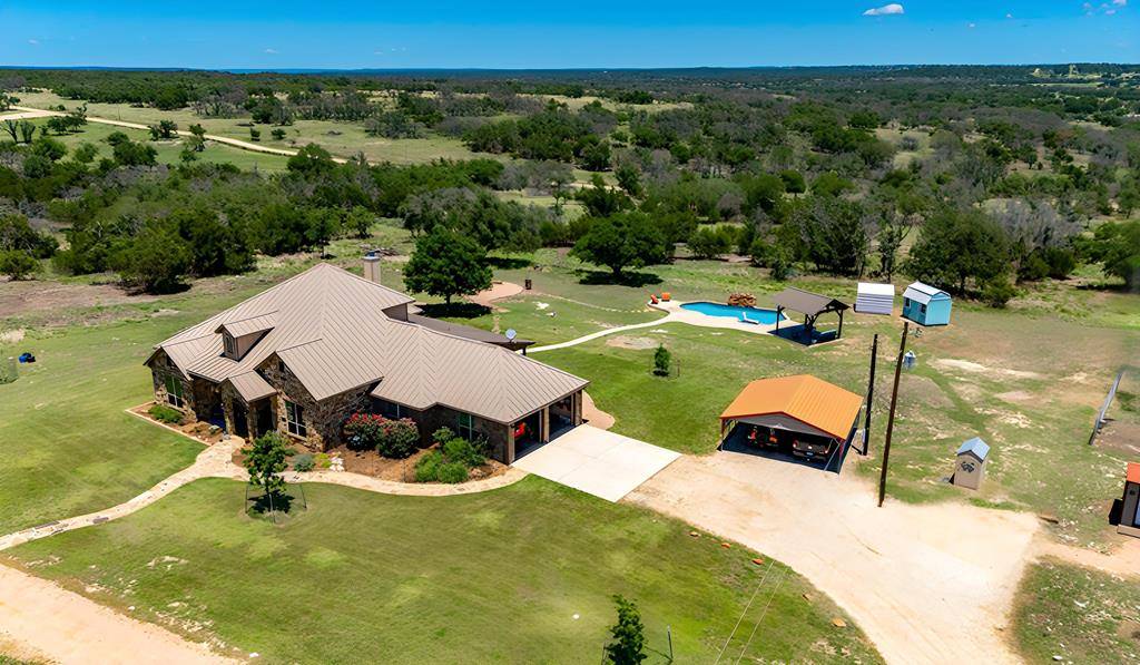 Harper, TX 78631,997 Kramer Rd