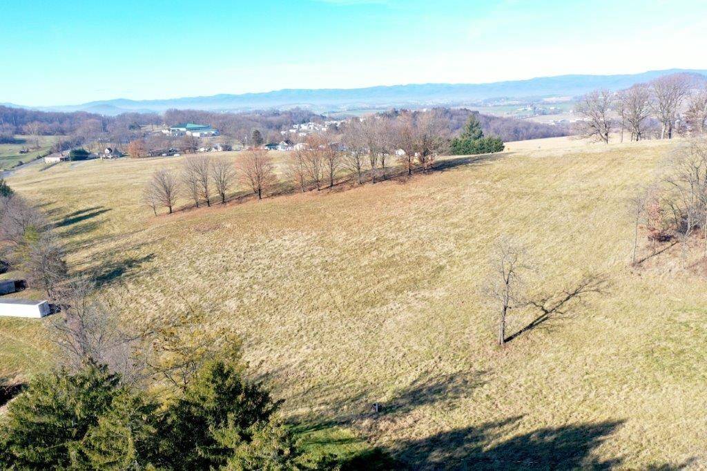 Harrisonburg, VA 22801,210 W MOSBY RD W