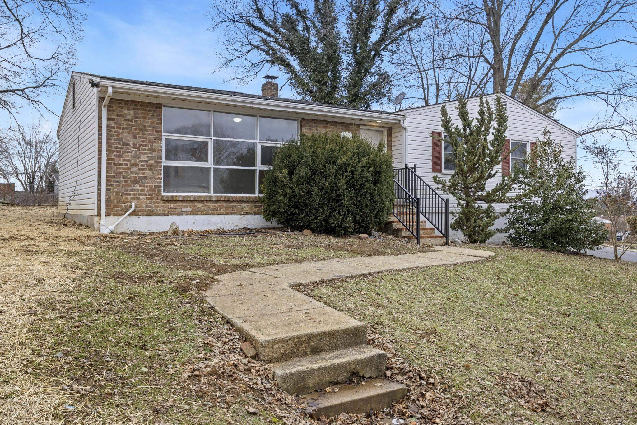 Harrisonburg, VA 22801,143 CRESCENT DR