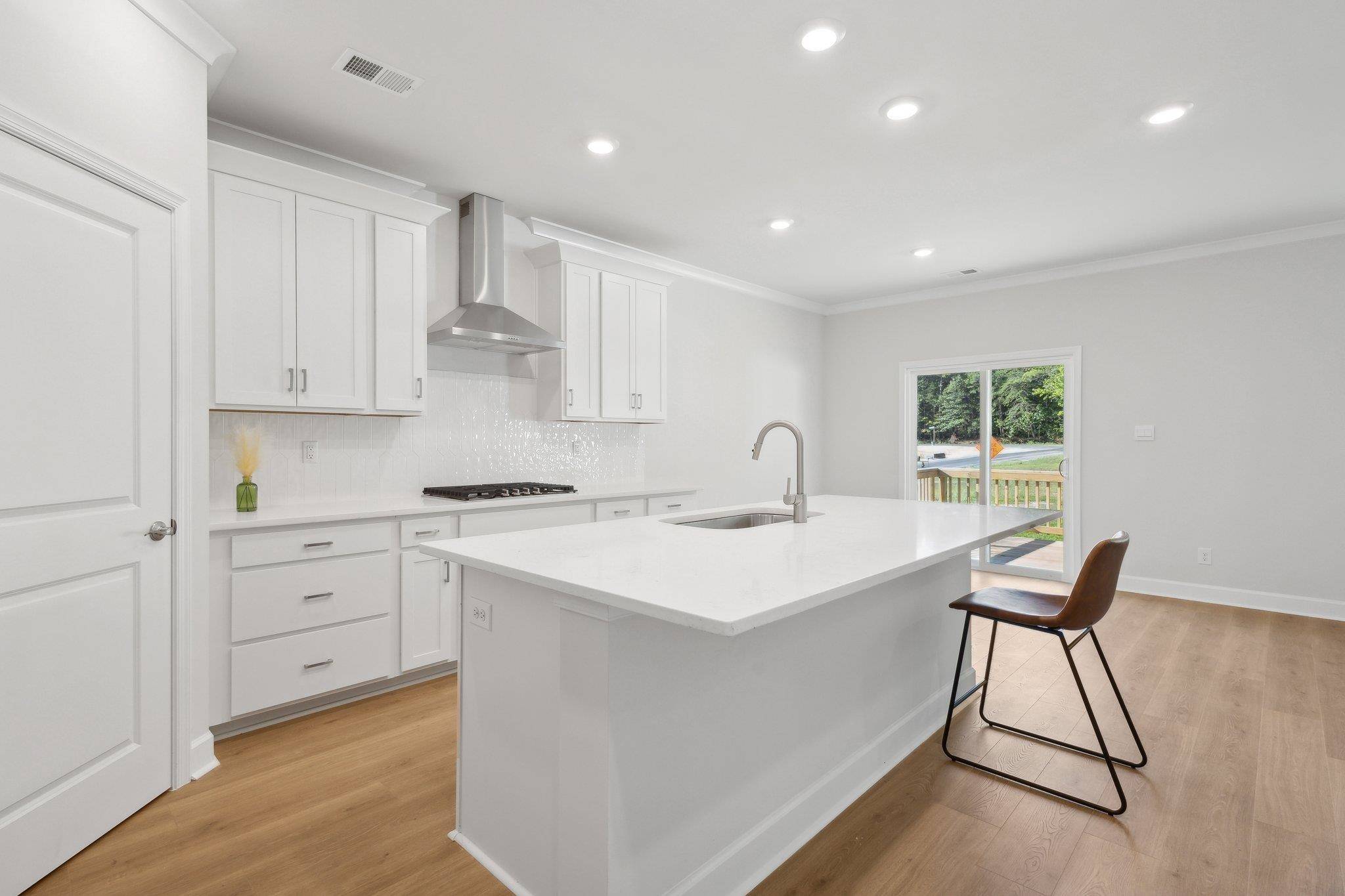 Staunton, VA 24401,94 WHISPERING OAKS DR