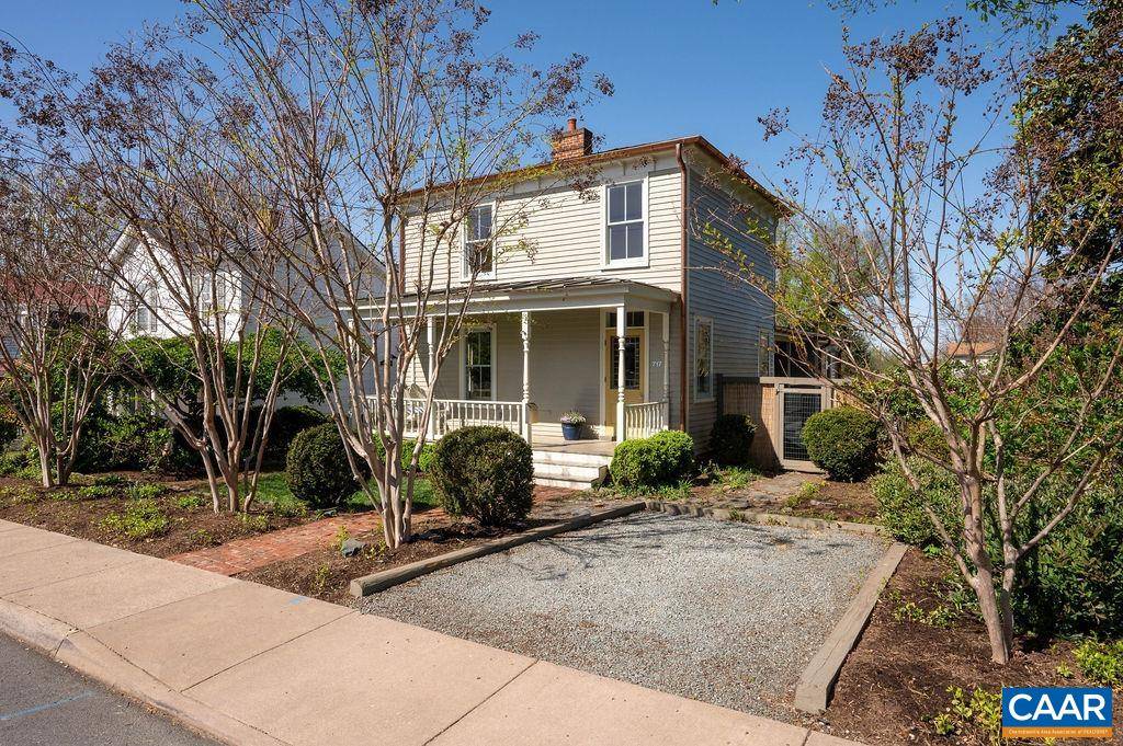 Charlottesville, VA 22902,717 HINTON AVE