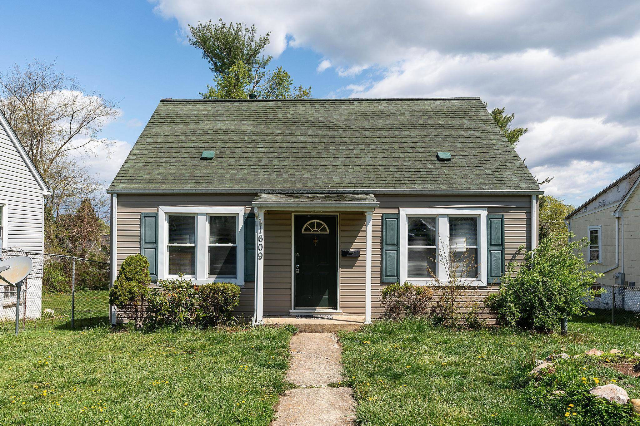 Waynesboro, VA 22980,1609 OHIO ST