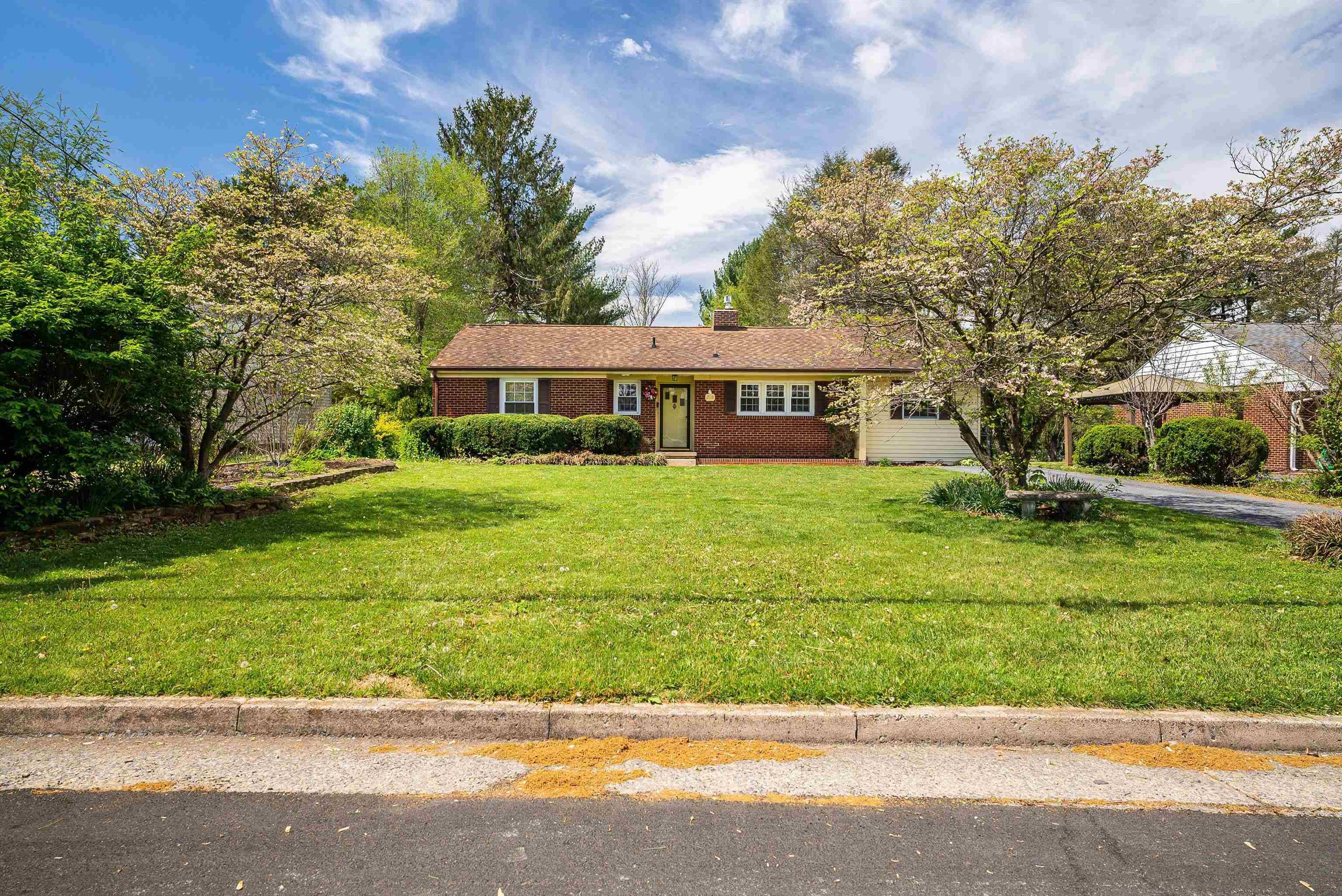 Waynesboro, VA 22980,218 COURT RD