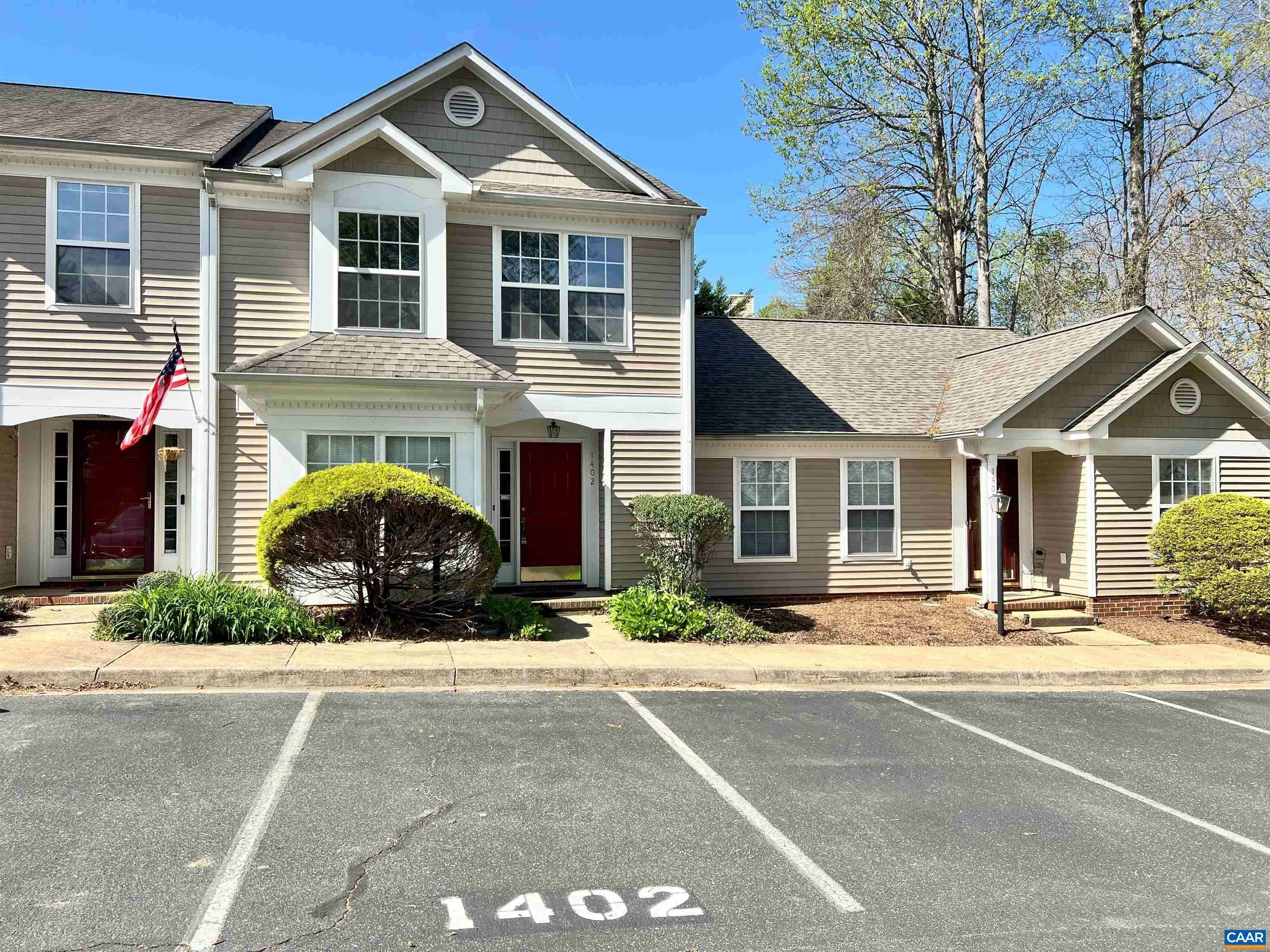 Charlottesville, VA 22901,1402 GLENSIDE GREEN