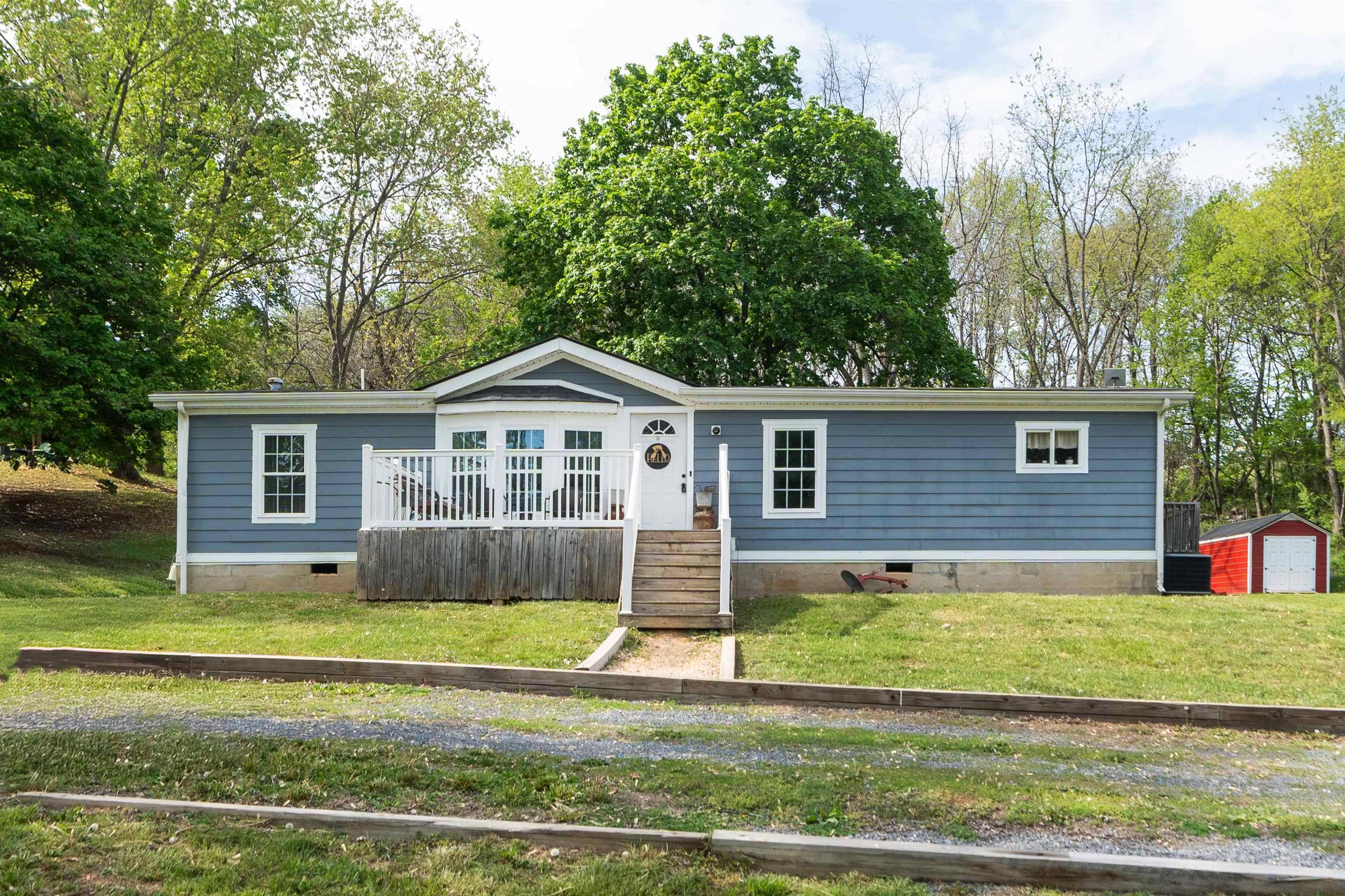 Staunton, VA 24401,139 PLEASANT VIEW RD