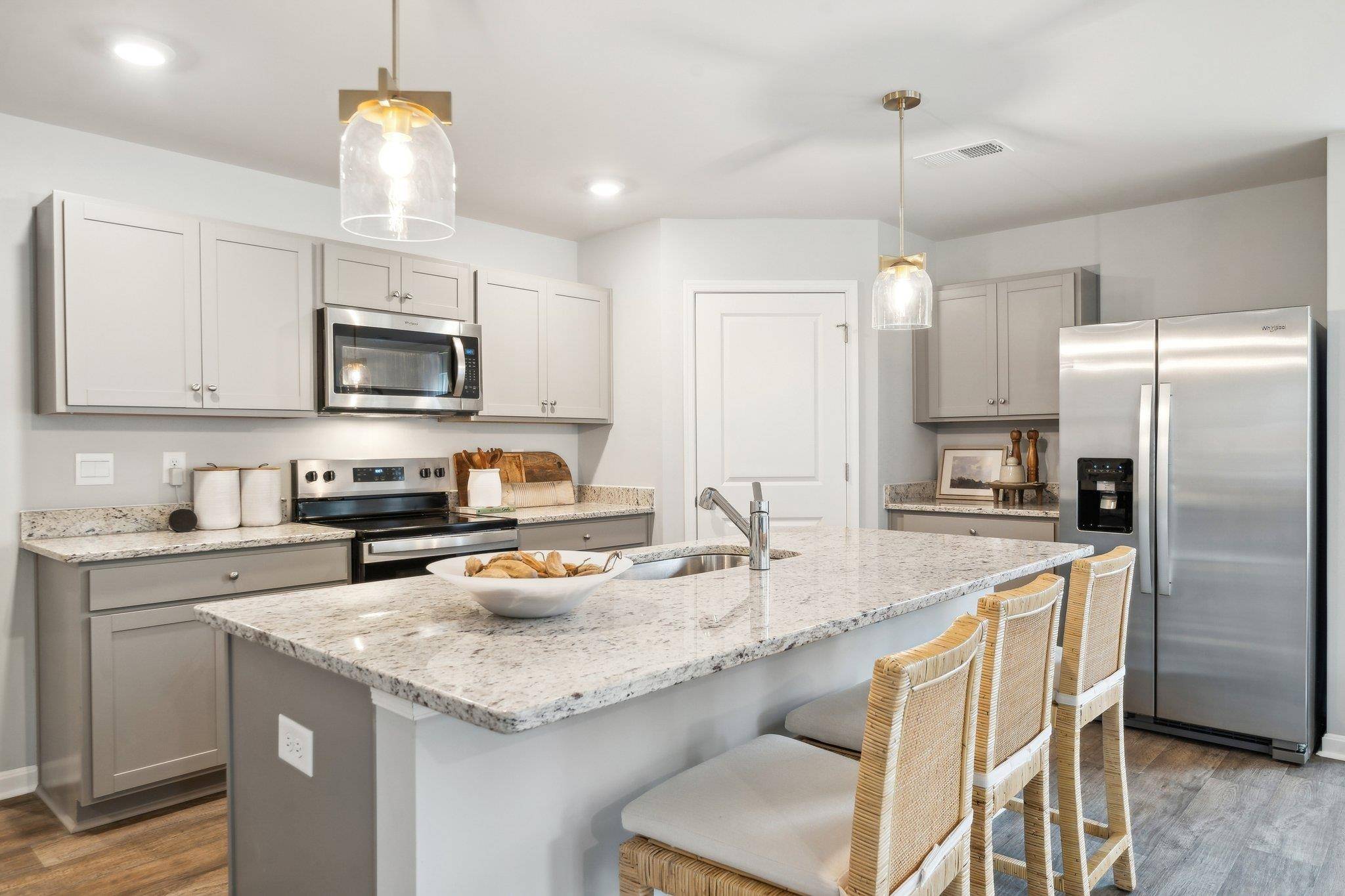 Staunton, VA 24401,17 RIVER OAK DR