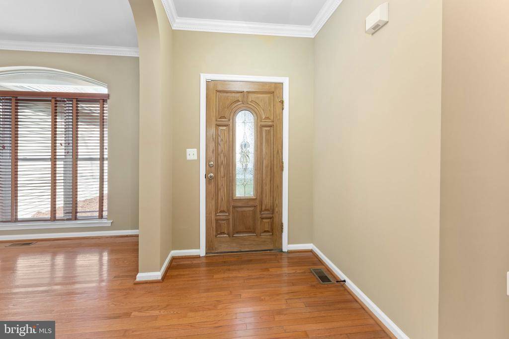 Locust Grove, VA 22508,108 MONROE ST