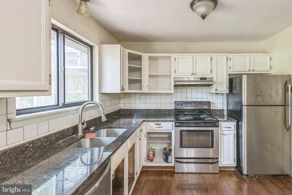 Locust Grove, VA 22508,420 BIRDIE RD