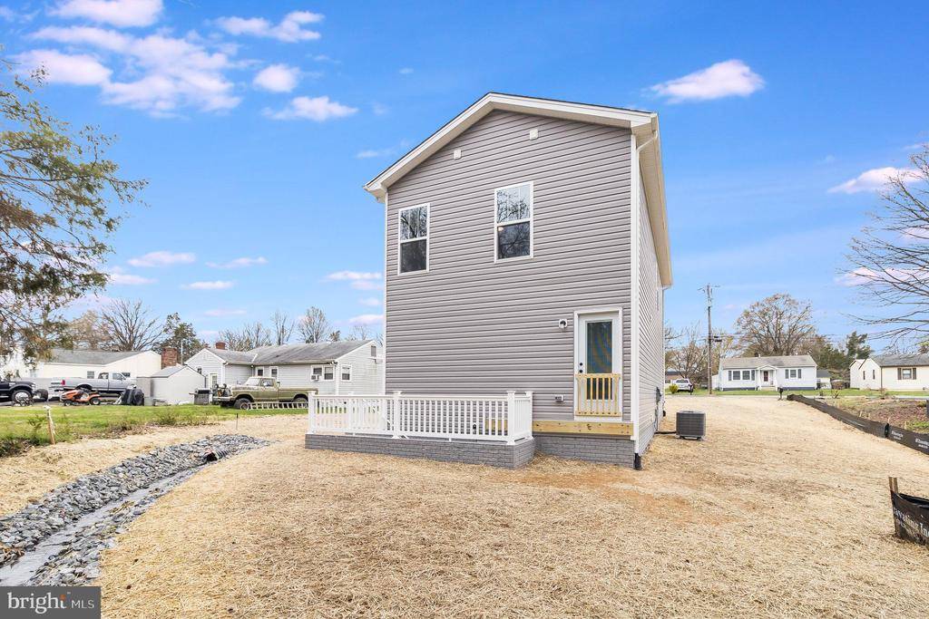 Fredericksburg, VA 22408,103 HOTCHKISS ST