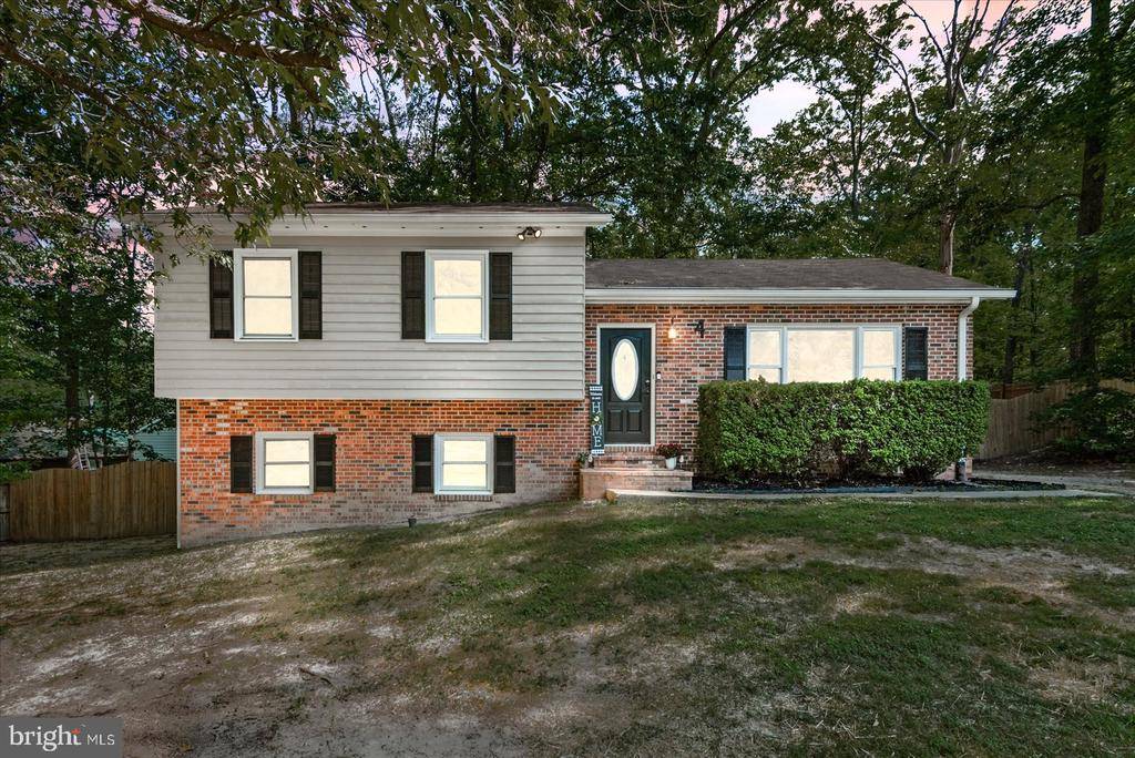 Fredericksburg, VA 22407,4 COLUMBUS CT
