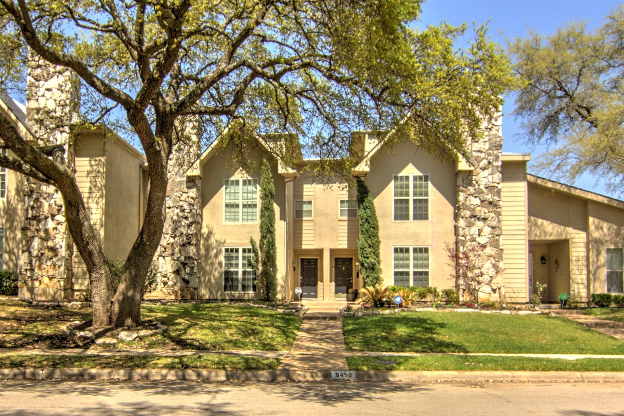 Dallas, TX 75243,9459 Timberleaf DR