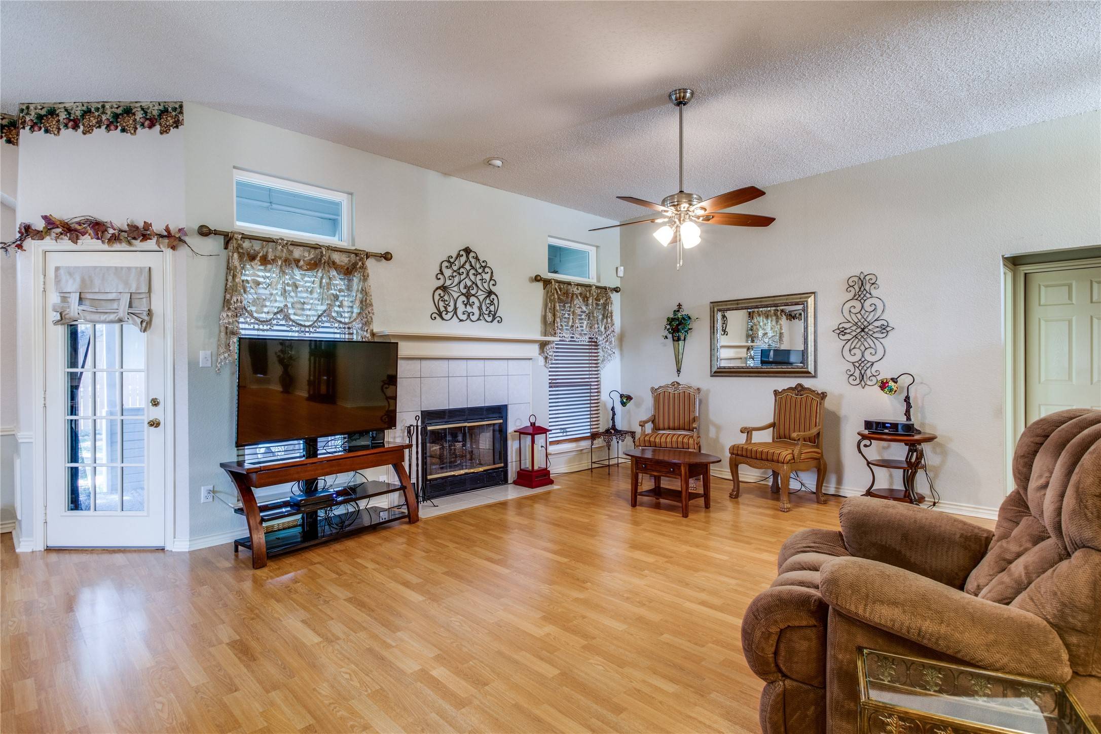 Midlothian, TX 76065,1023 Short Line BLVD