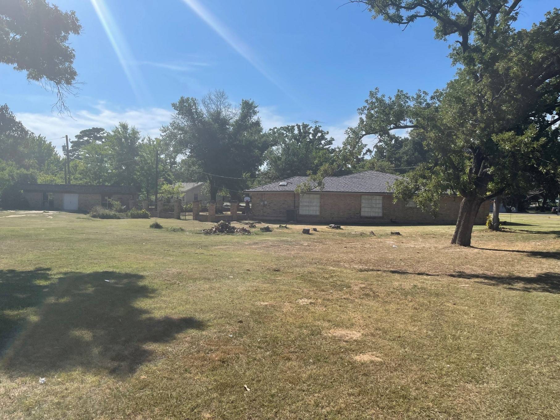Athens, TX 75751,902 Palestine ST