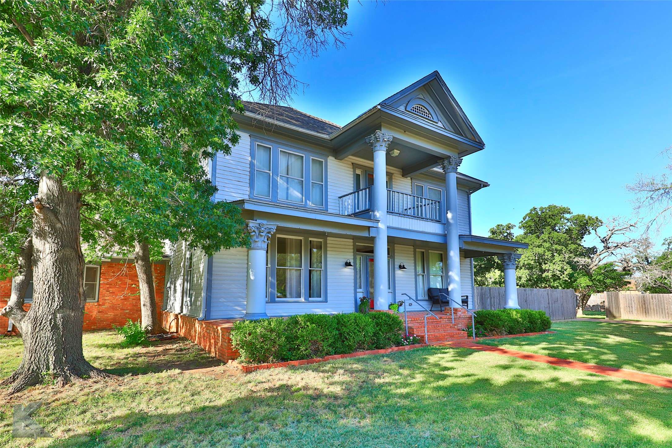 Cisco, TX 76437,1505 Simms AVE