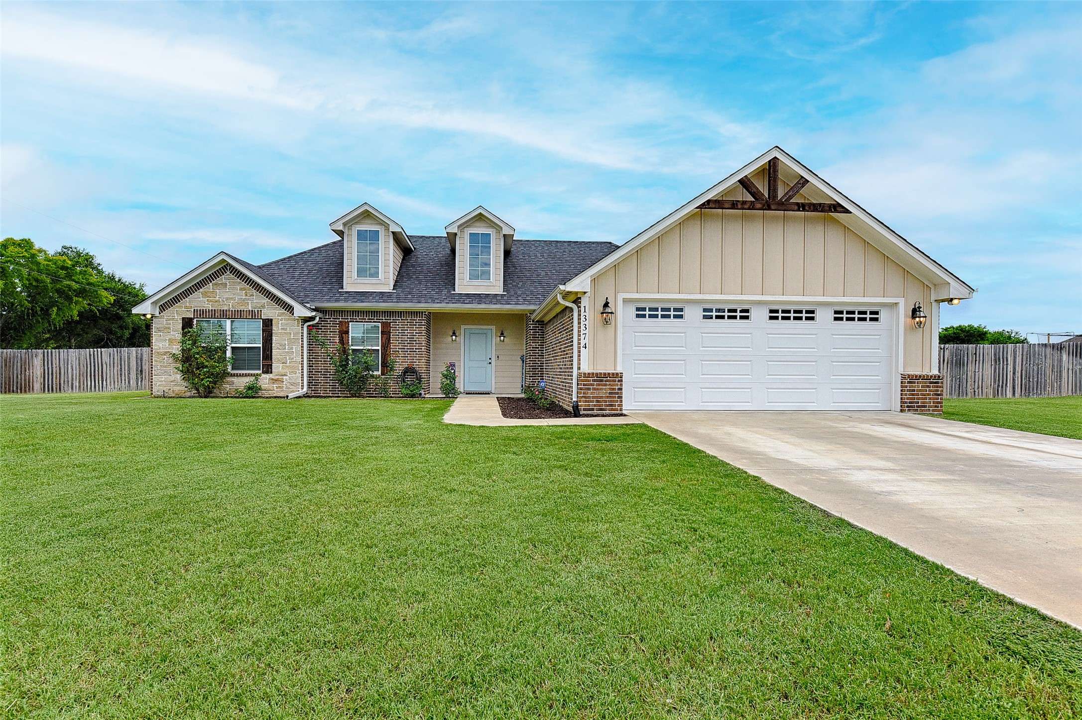 Lindale, TX 75771,13374 Hickory Oak DR