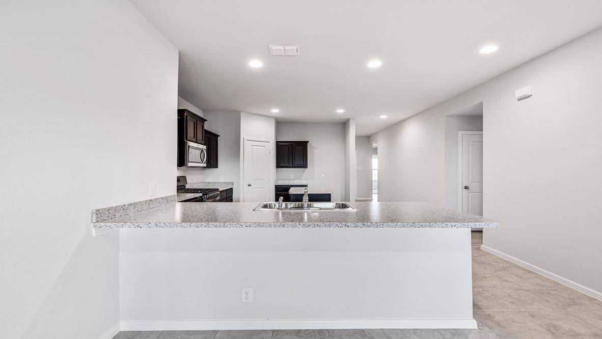 Fort Worth, TX 76131,837 MOUNT VISTA LN