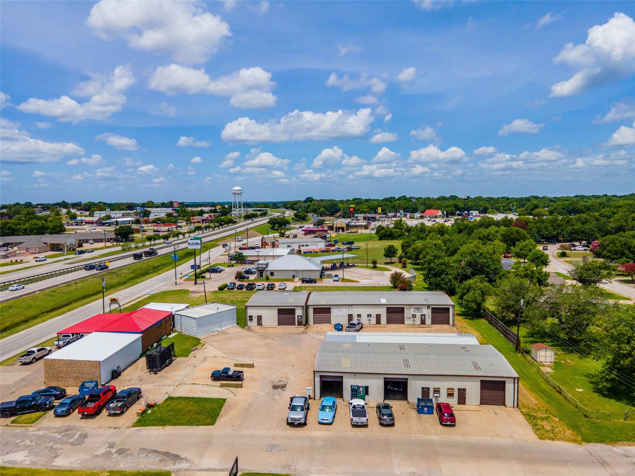 Kaufman, TX 75142,2000 Front ST #2000