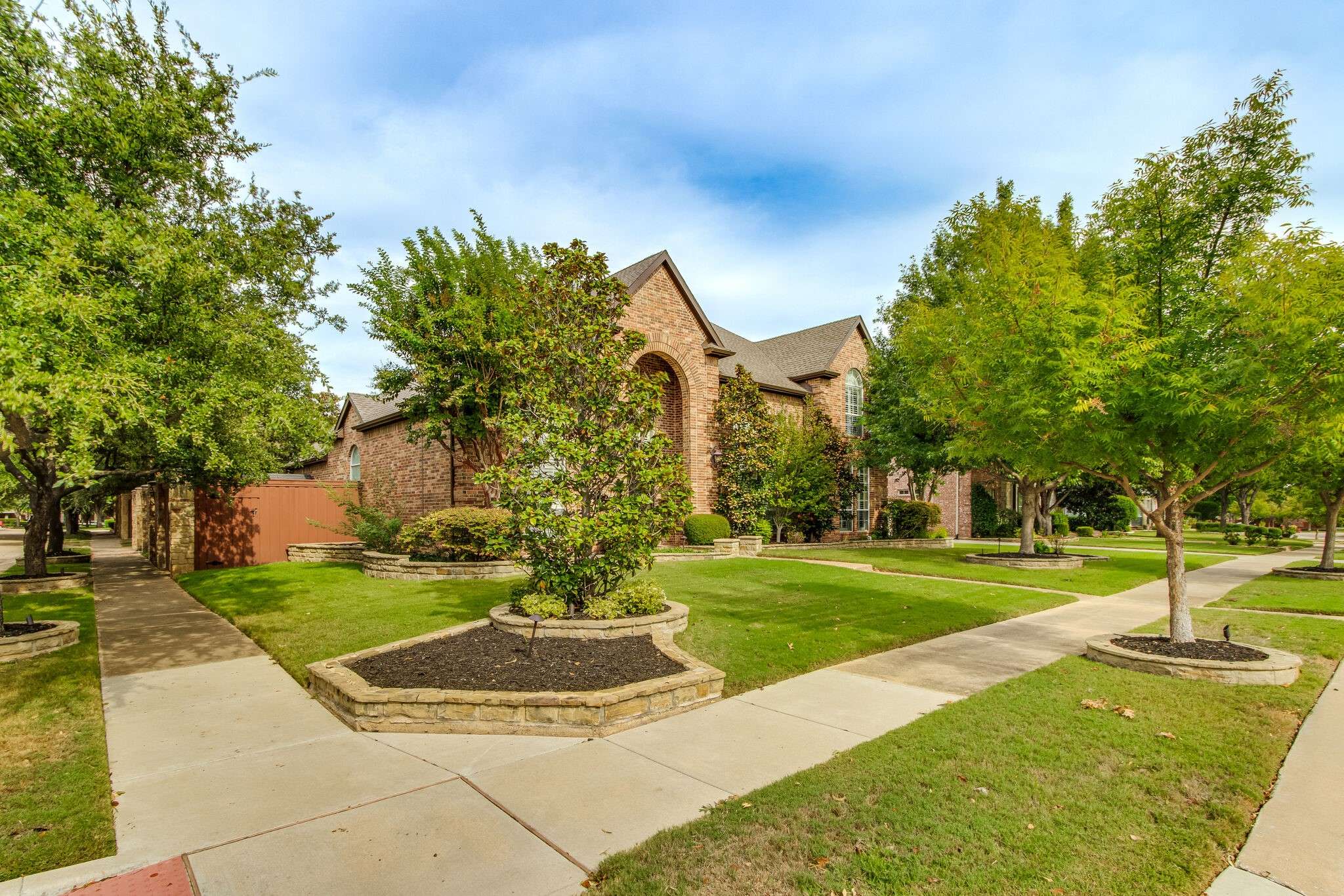 Lewisville, TX 75056,2707 Sir Bedivere LN