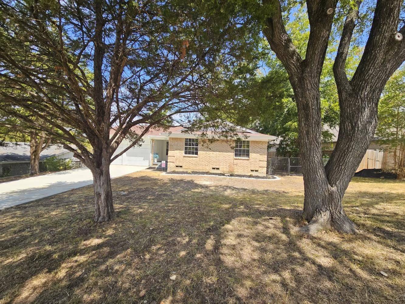 Dallas, TX 75241,3433 Keyridge DR