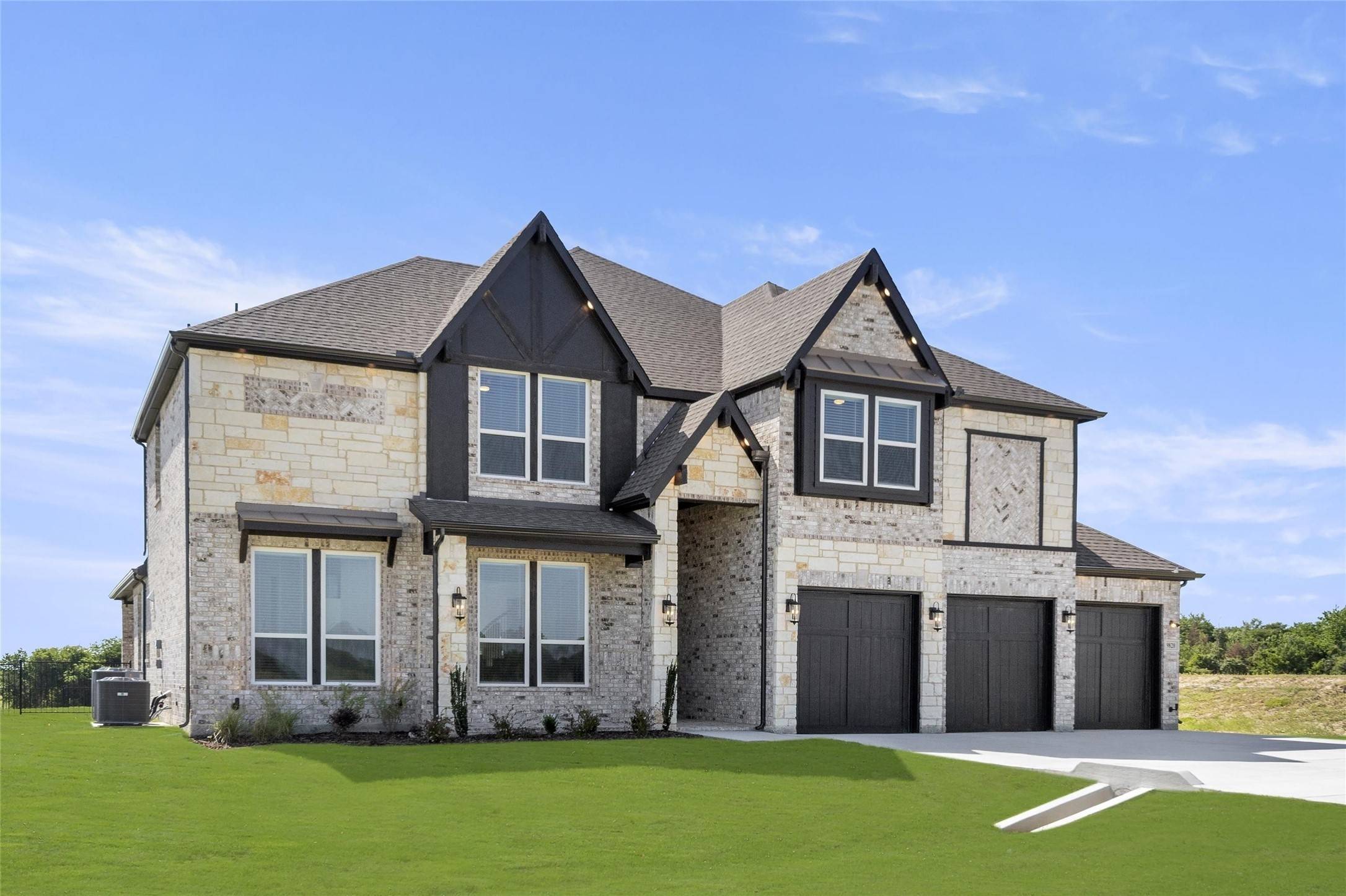 Mesquite, TX 75126,9820 Aiken CT