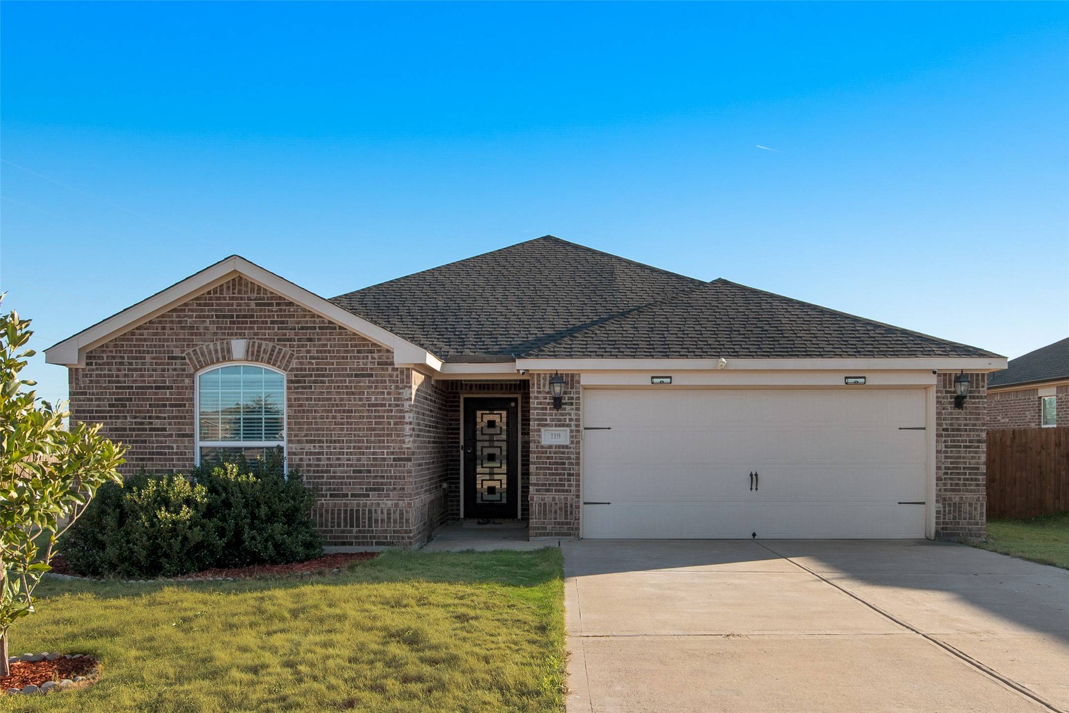 Venus, TX 76084,119 Houston PL