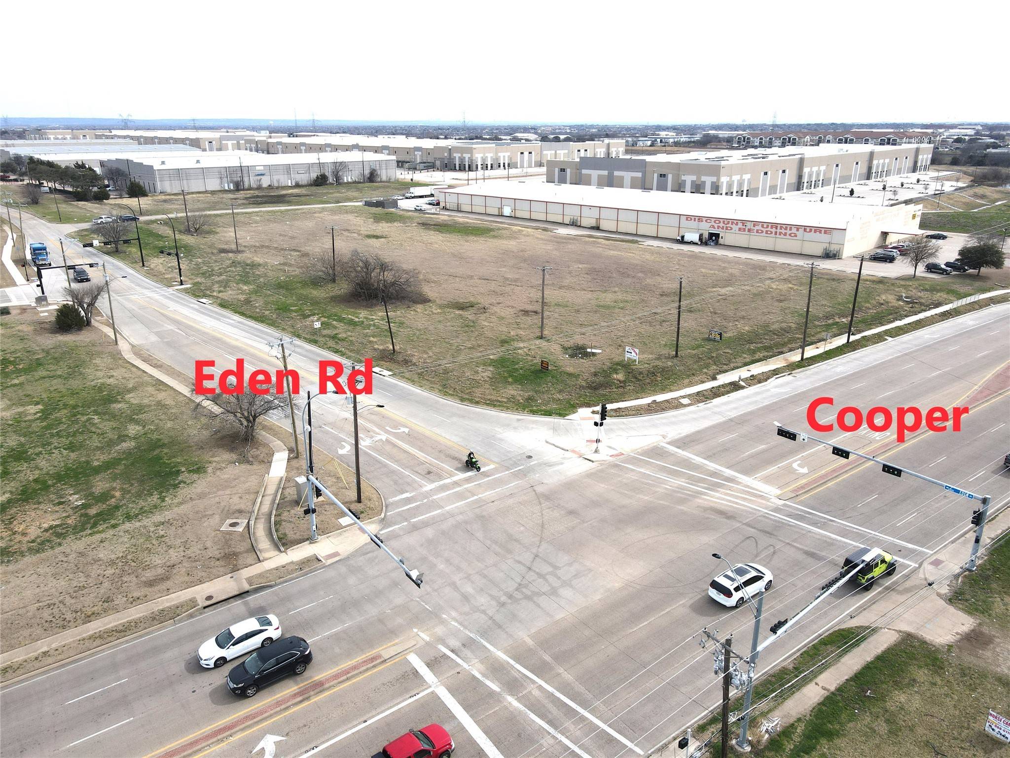 Arlington, TX 76001,7001 S Cooper ST