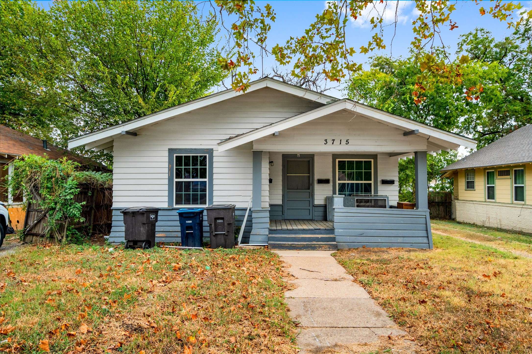 Fort Worth, TX 76110,3715 Travis AVE #B