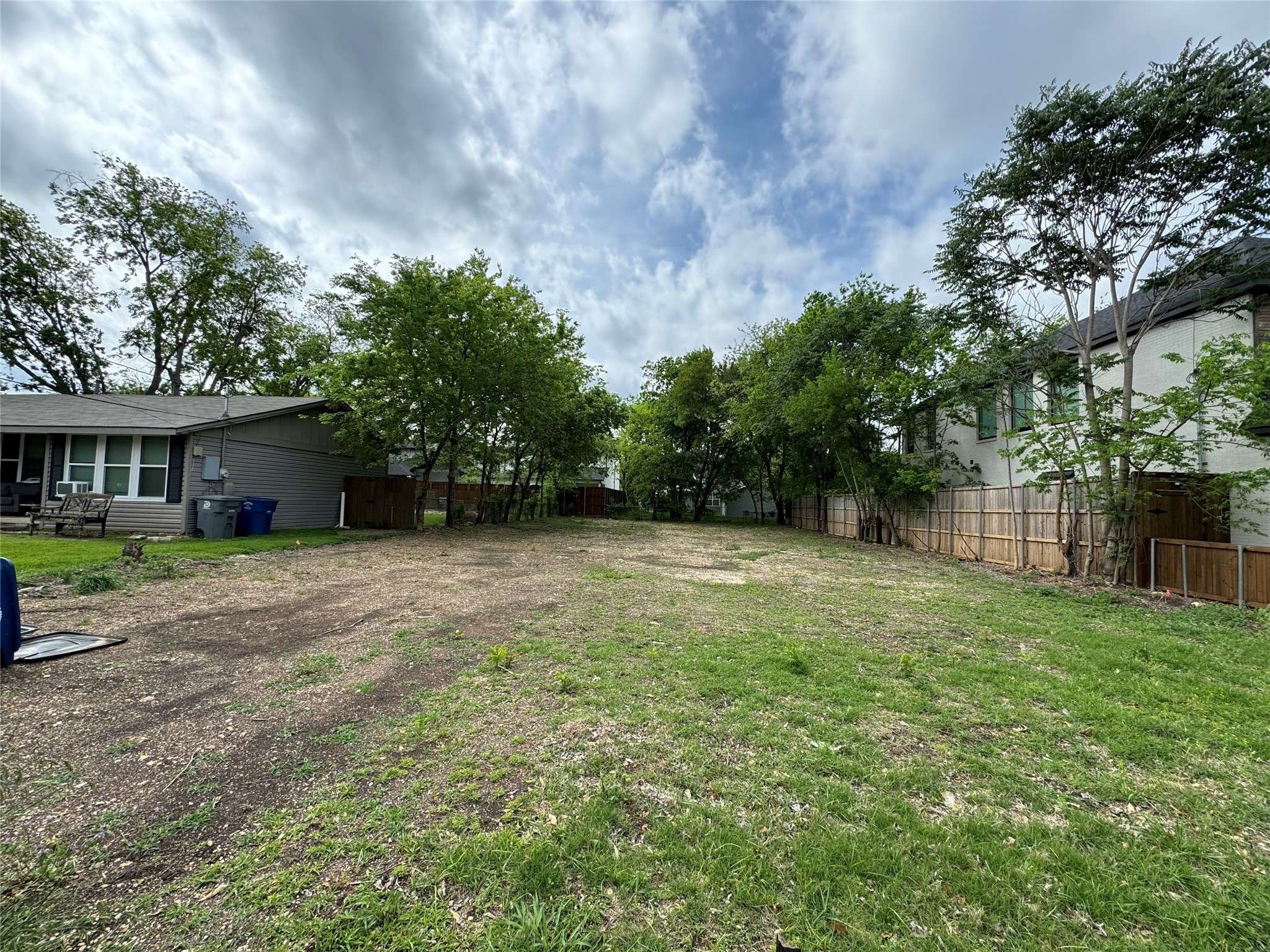 Dallas, TX 75229,4326 Merrell RD