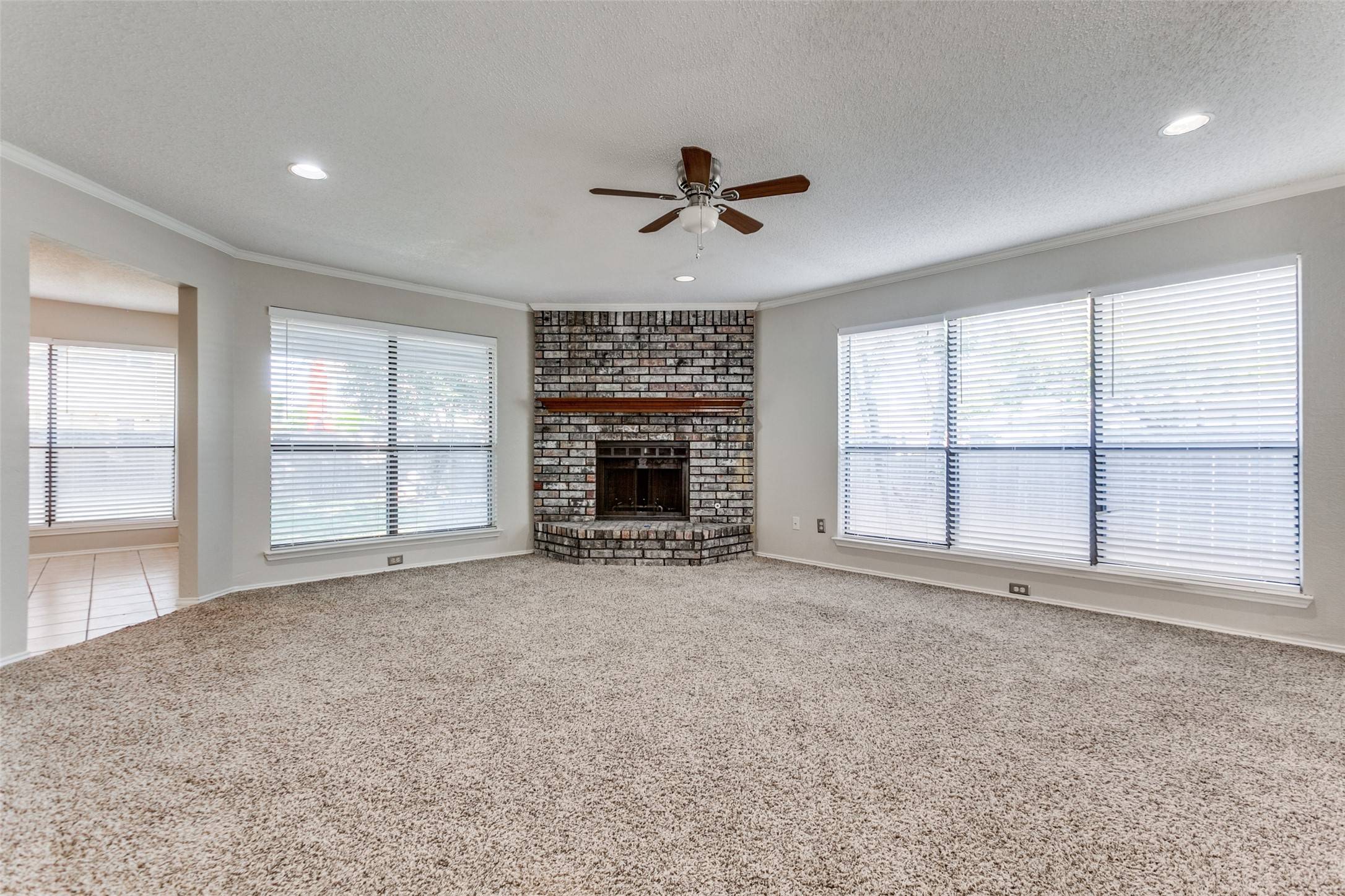 Plano, TX 75023,3841 Parkmont DR